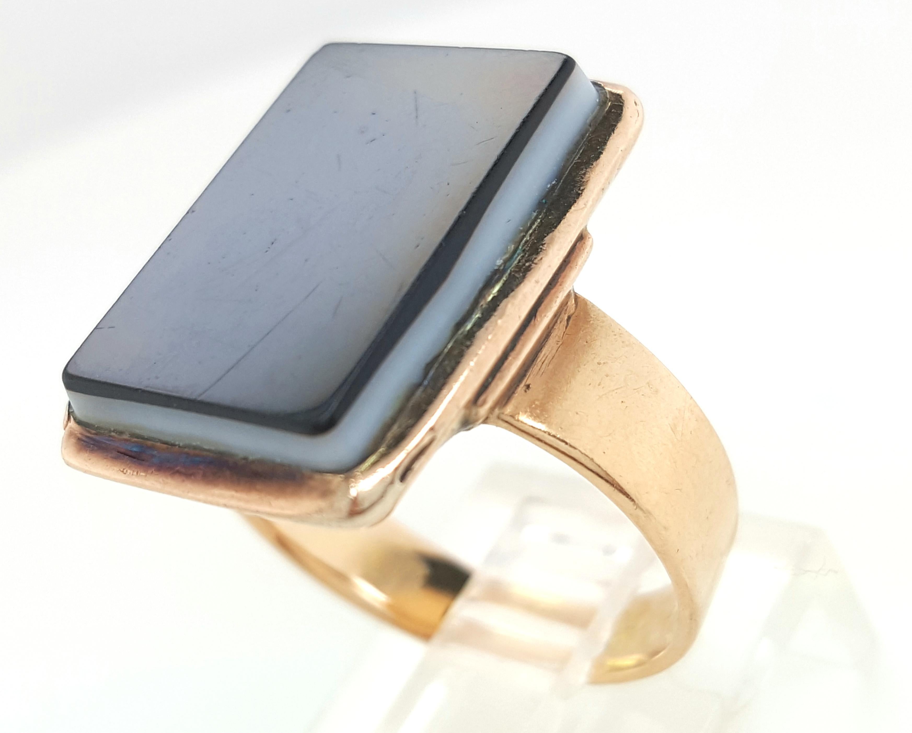 Victorian Style 14 Karat Rose Gold Hardstone Bezel Set Ring For Sale 1