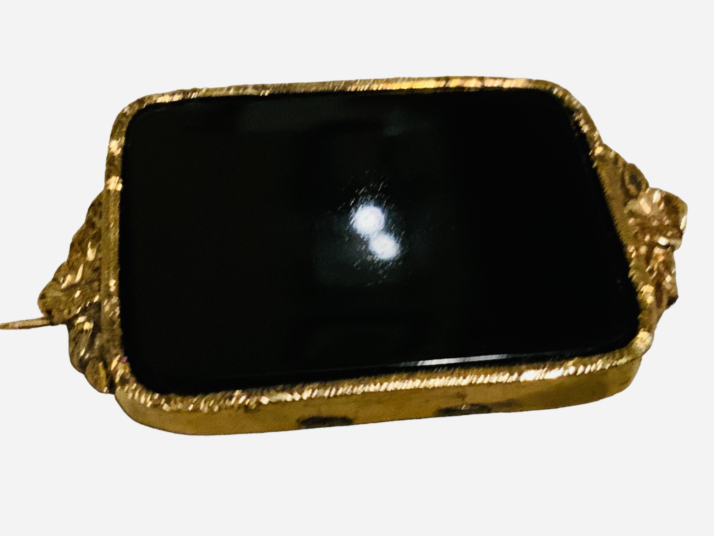 Broche victorienne en or jaune 14 carats et cristal  Unisexe en vente
