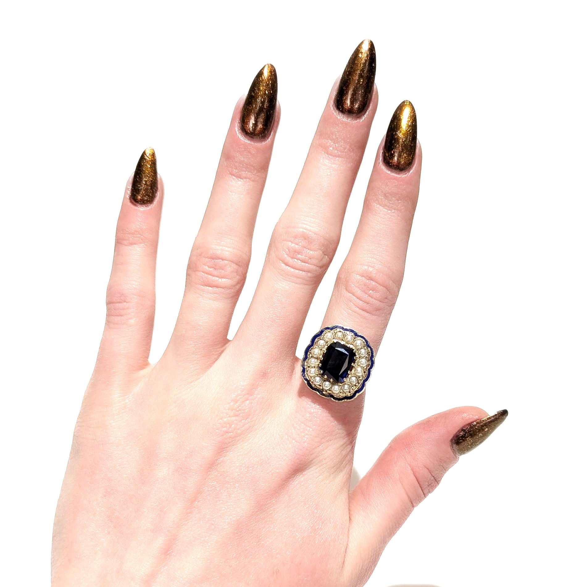 Victorian Style 14K Yellow Gold, Enamel, Sapphire, and Pearl Cocktail Ring (Viktorianisch) im Angebot