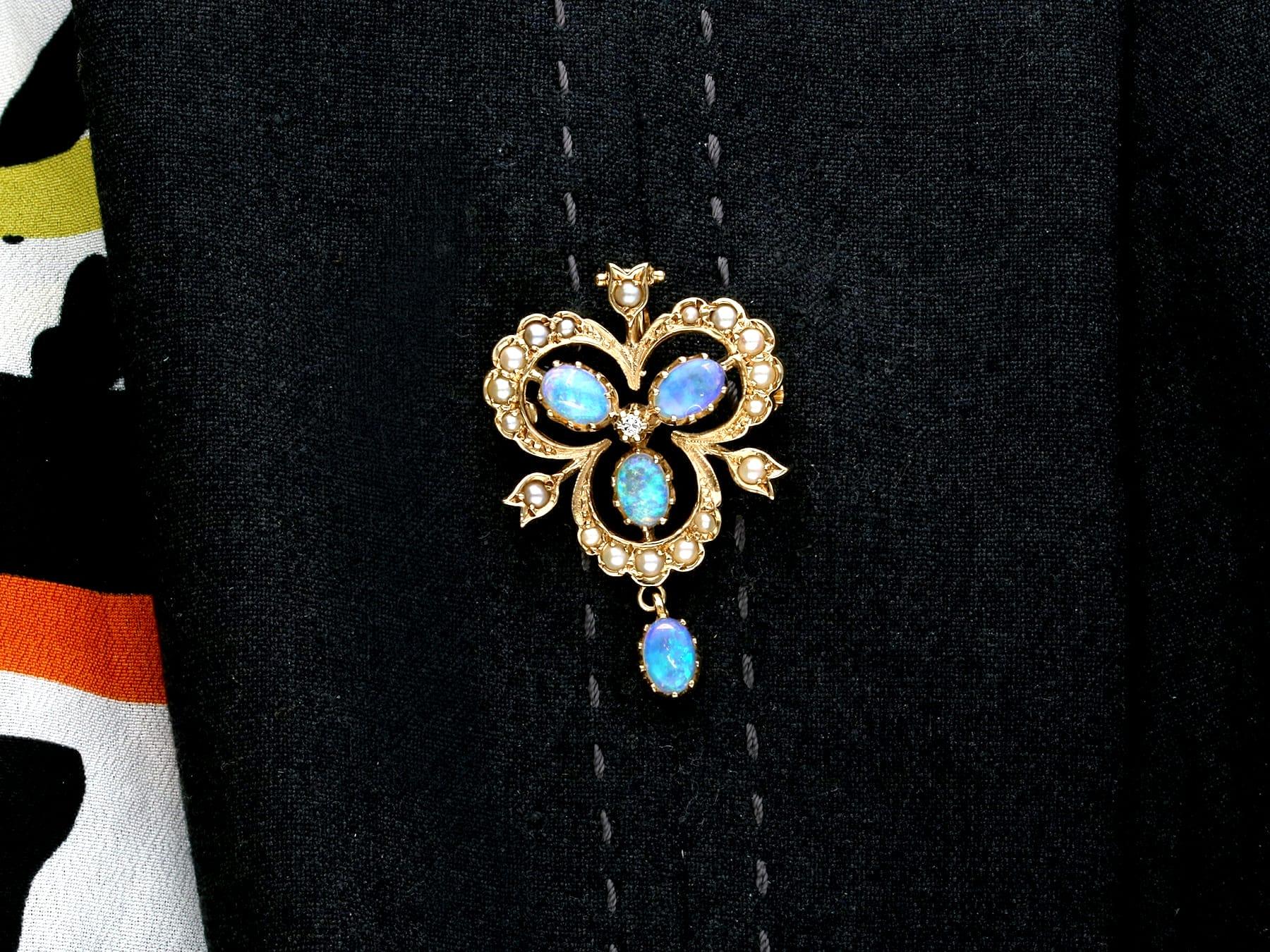 Pendentif/Broche de style victorien en or jaune 9 carats avec opale, perle et diamants de 1,60 carat en vente 7