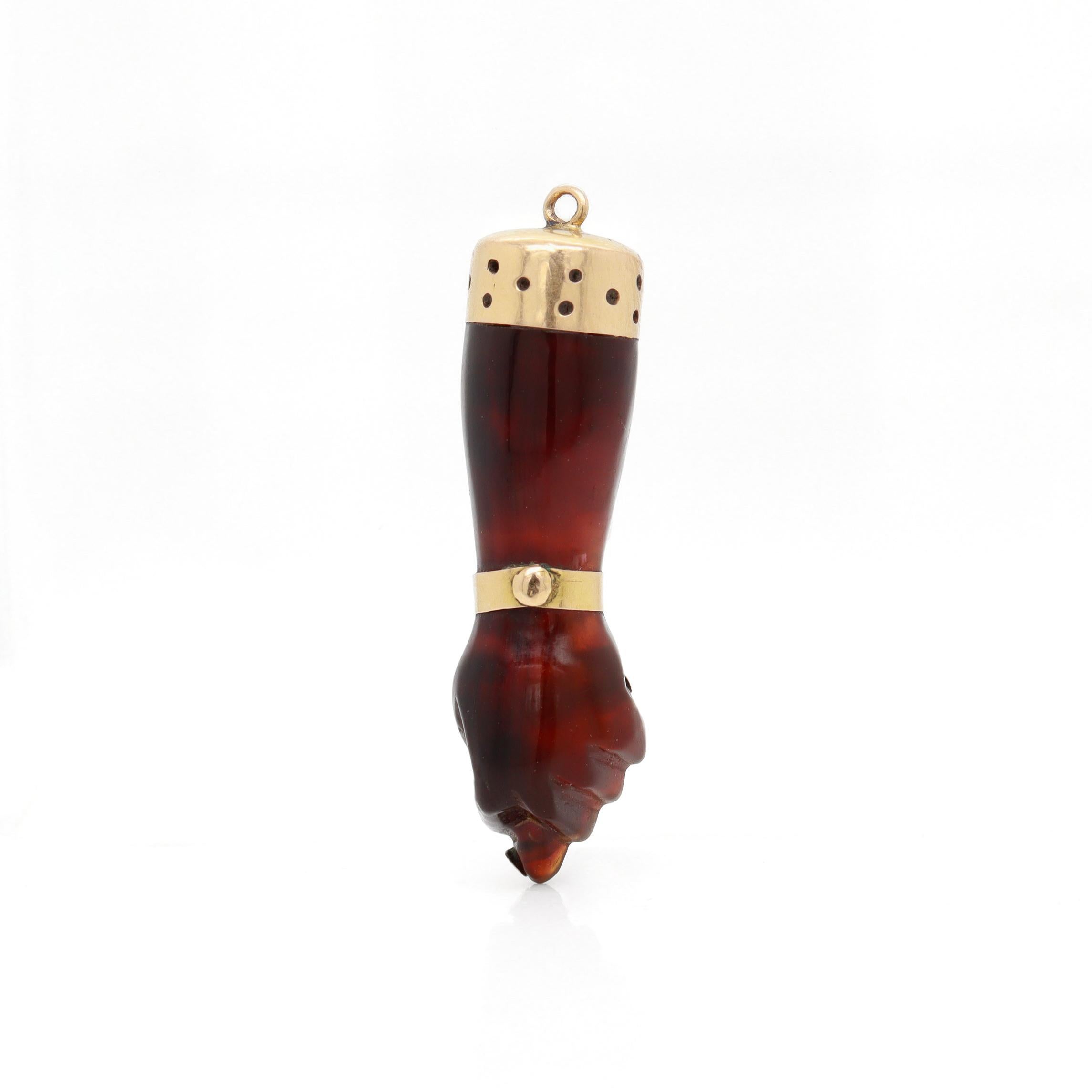 Victorian Style 18K Gold Mounted Figa Sign / Mano Fica Pendant or Charm For Sale 2