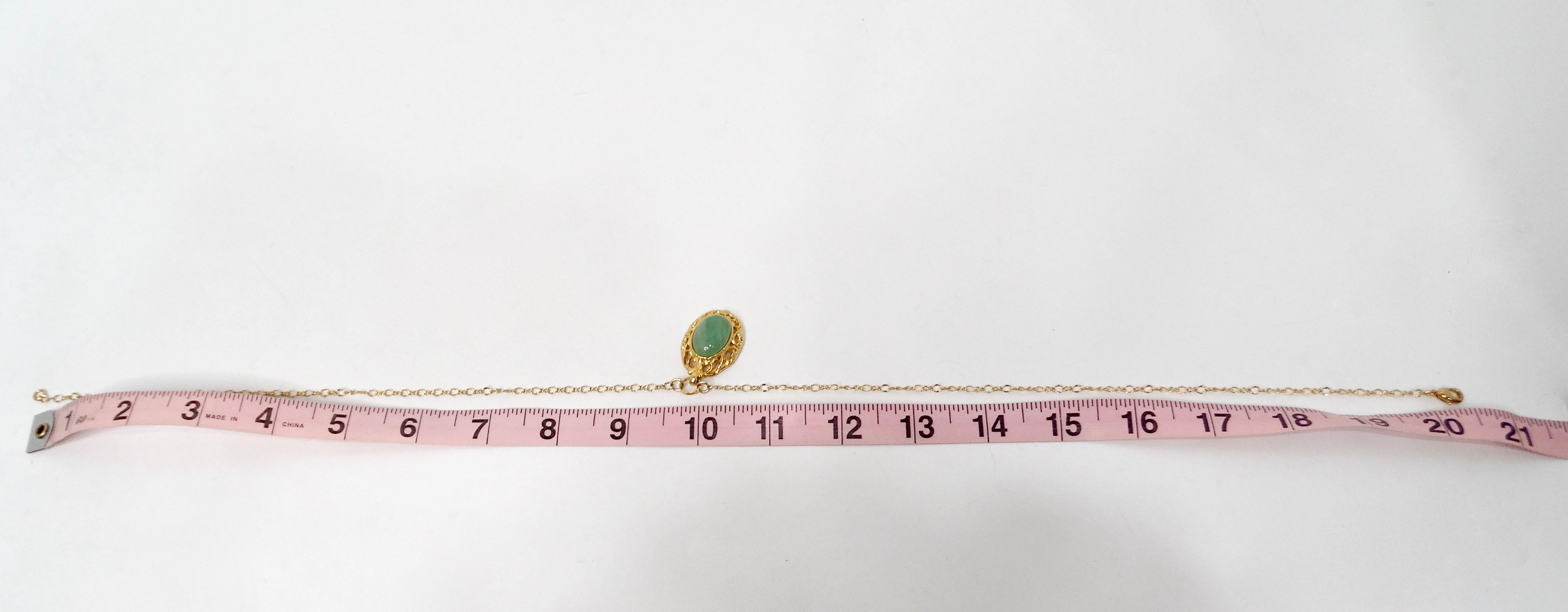 Collier de style victorien avec pendentif en pierre verte plaqué or 18k en vente 2