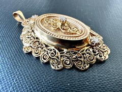 Victorian Style 18 Karat Yellow Gold Hand-Chiselled French Pendant with Diamonds