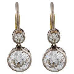 Boucles d'oreilles de style victorien en platine et or jaune 18k avec diamant de 2,79 carats