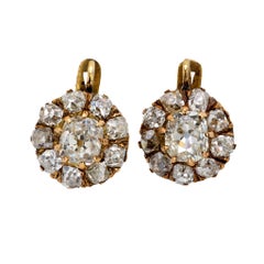 Pendientes en racimo de oro amarillo de 18 quilates con diamantes de 3,15 quilates de peso total de estilo victoriano