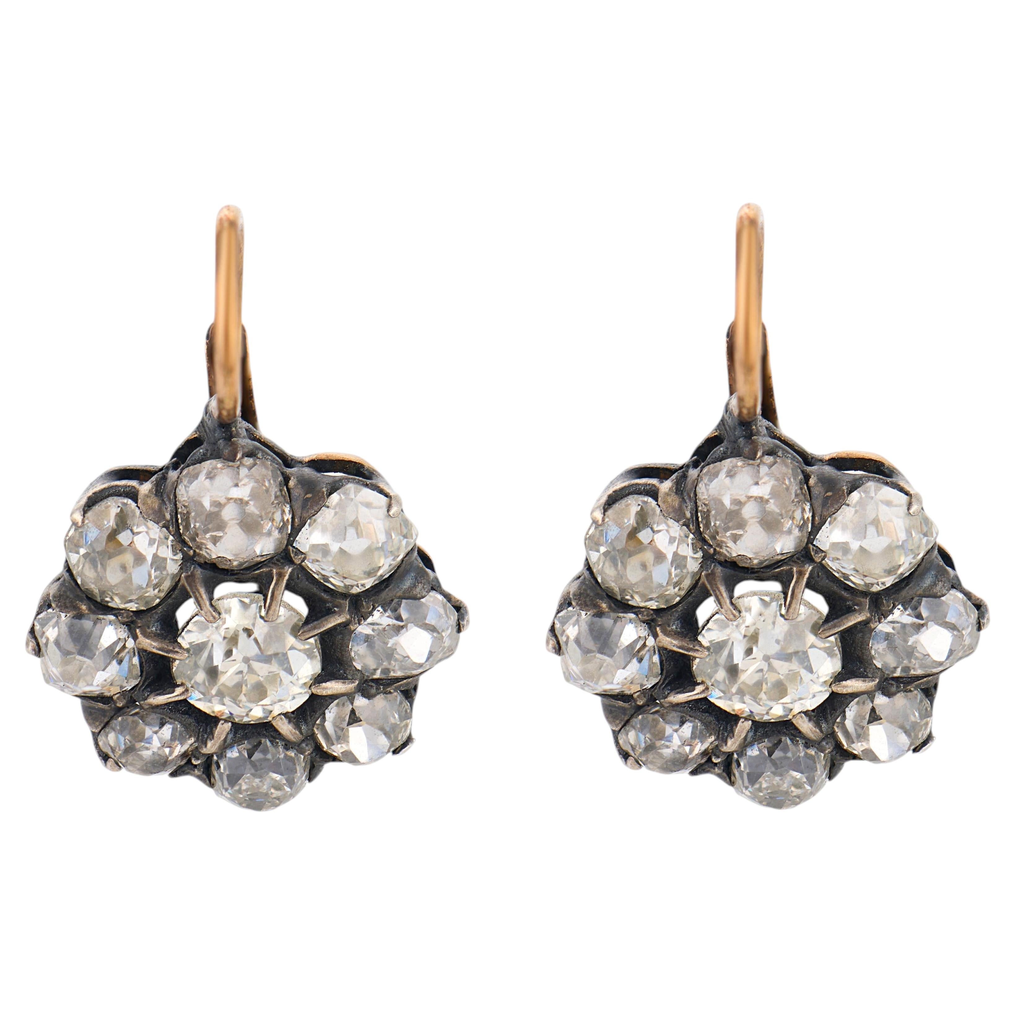 Pendientes en racimo de oro de 18 quilates y plata de estilo victoriano con diamantes de mina antigua de 4,89 quilates en venta