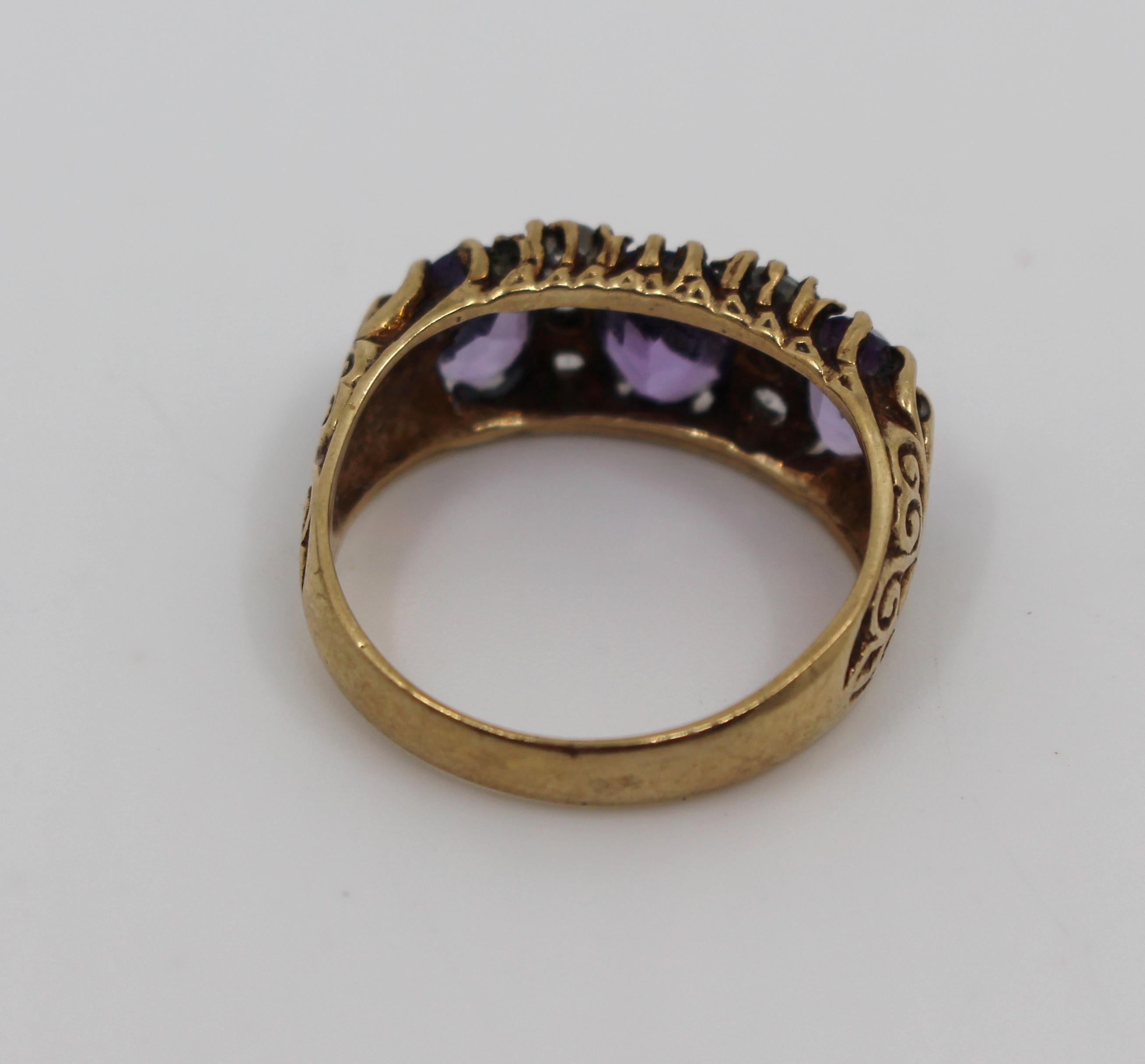 Victorian Style Amethyst and Diamond 9-Carat Gold Ring In Good Condition In Worcester, Worcestershire