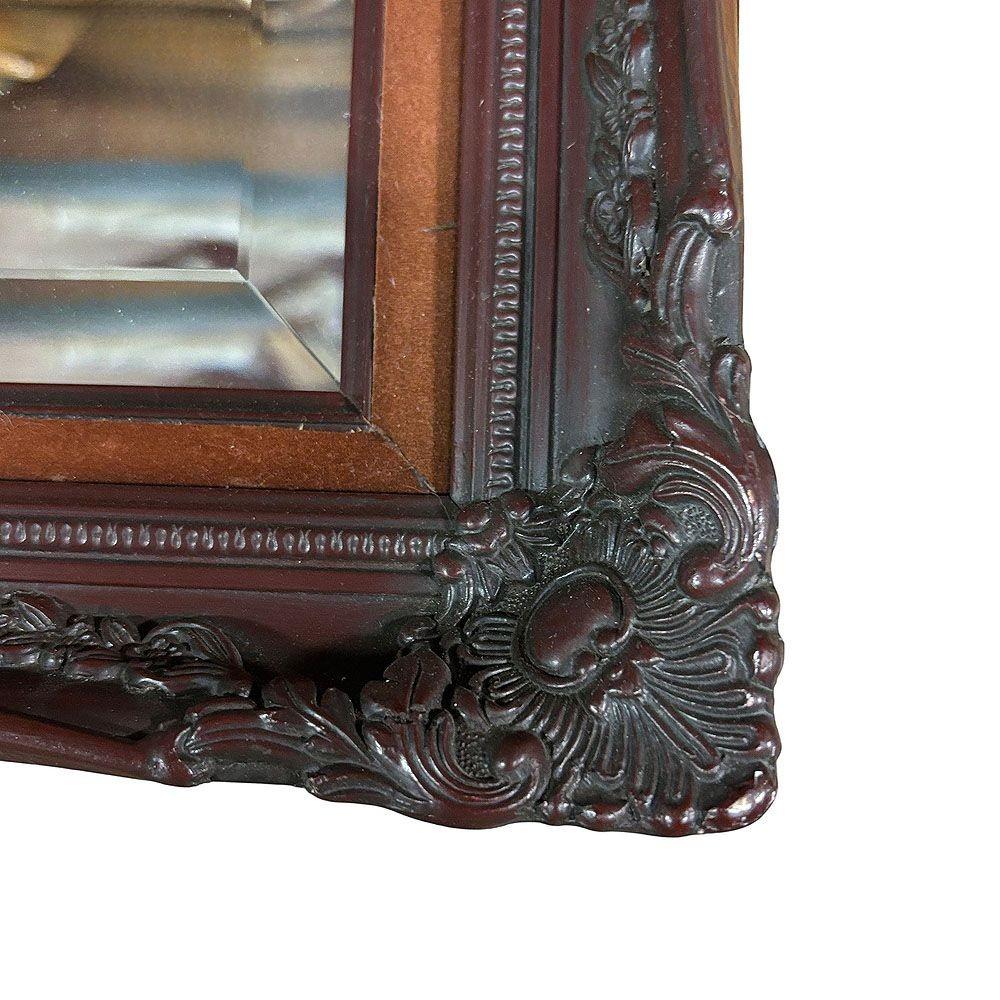 Fine XX secolo Specchio da parete smussato in legno di ciliegio impreziosito in stile barocco vittoriano in vendita