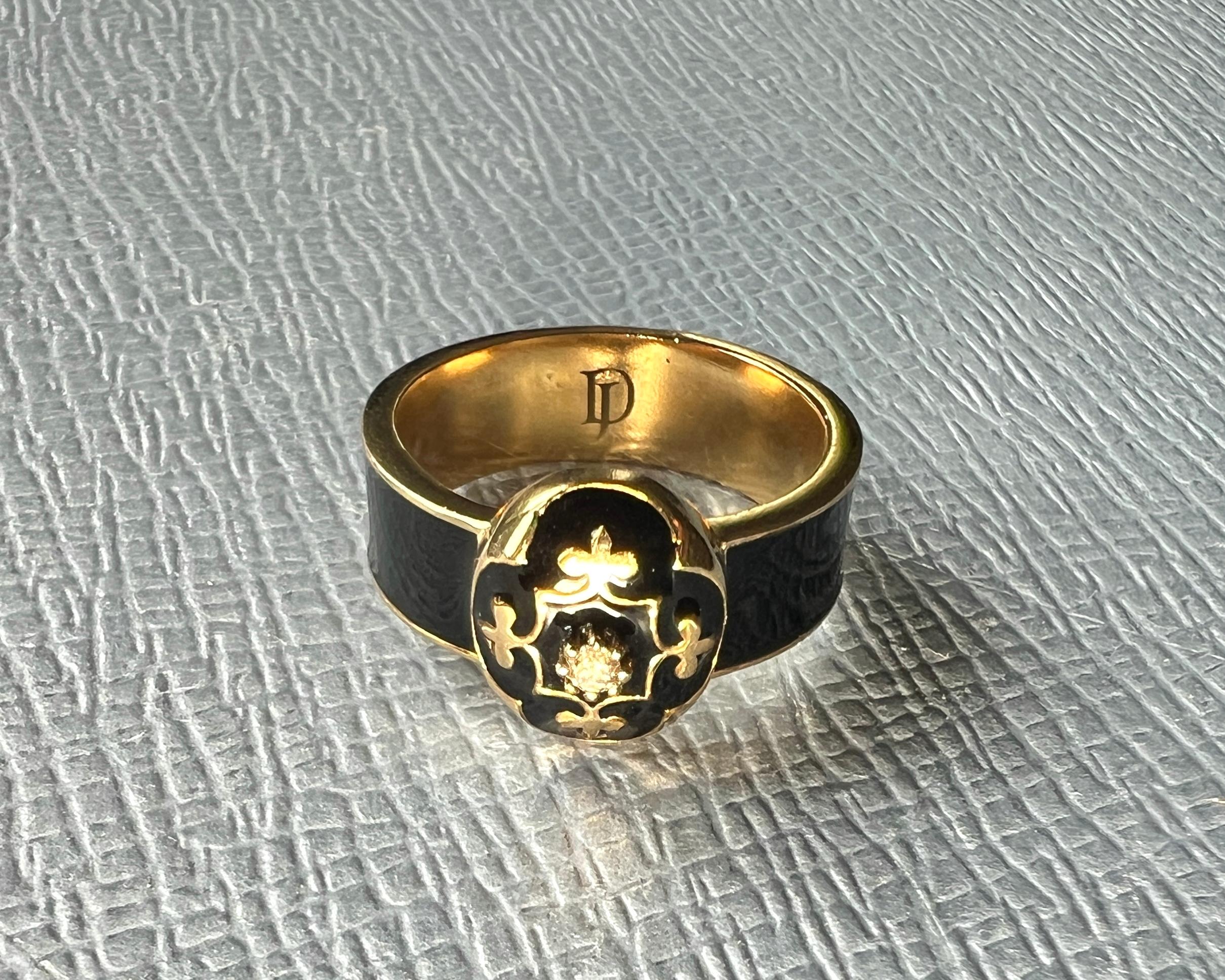 Schwarzer Diamant-Emaille-Ring im viktorianischen Stil mit Fleur de Lis im Angebot 9