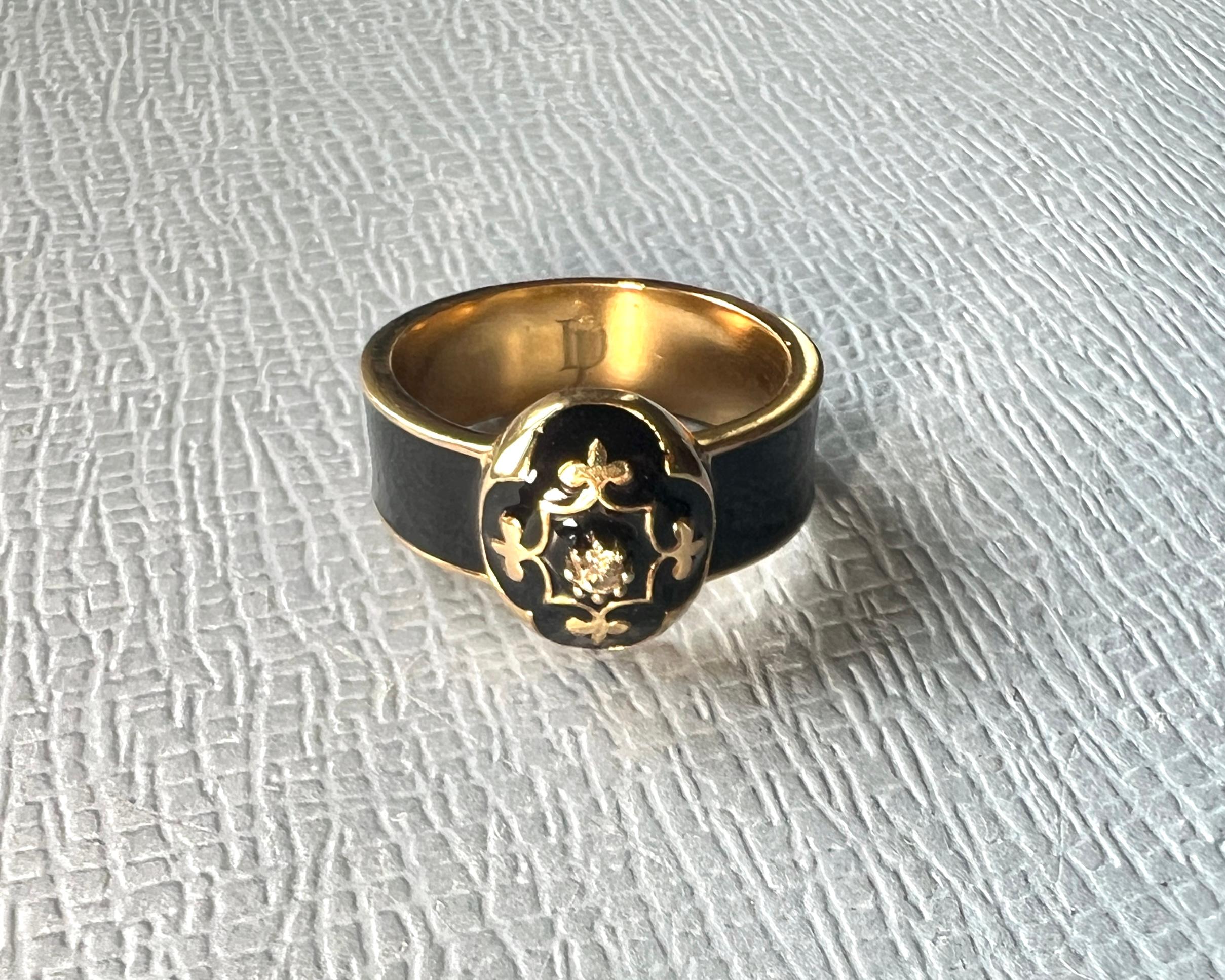 Schwarzer Diamant-Emaille-Ring im viktorianischen Stil mit Fleur de Lis (Viktorianisch) im Angebot