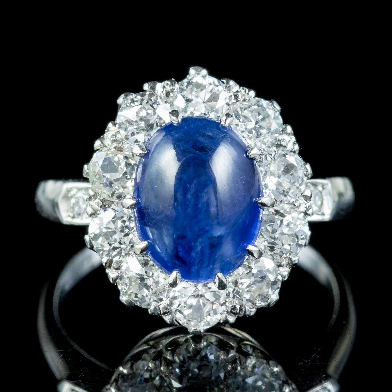 Victorian Style Blue Sapphire Diamond Cluster Ring 4.12ct Cabochon With Cert In Good Condition For Sale In Kendal, GB