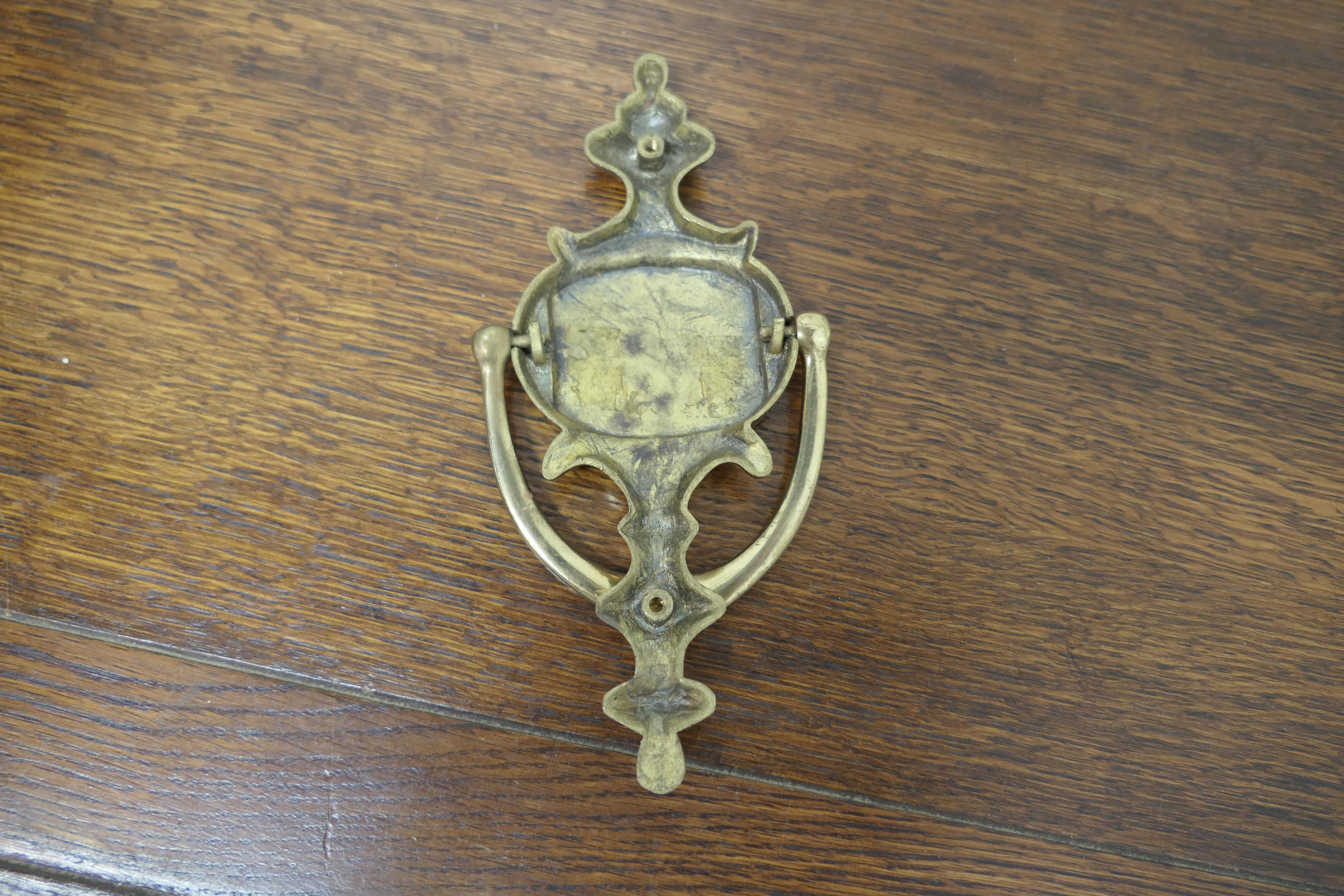 Victorian Style Brass Door Knocker In Good Condition For Sale In Chillerton, Isle of Wight