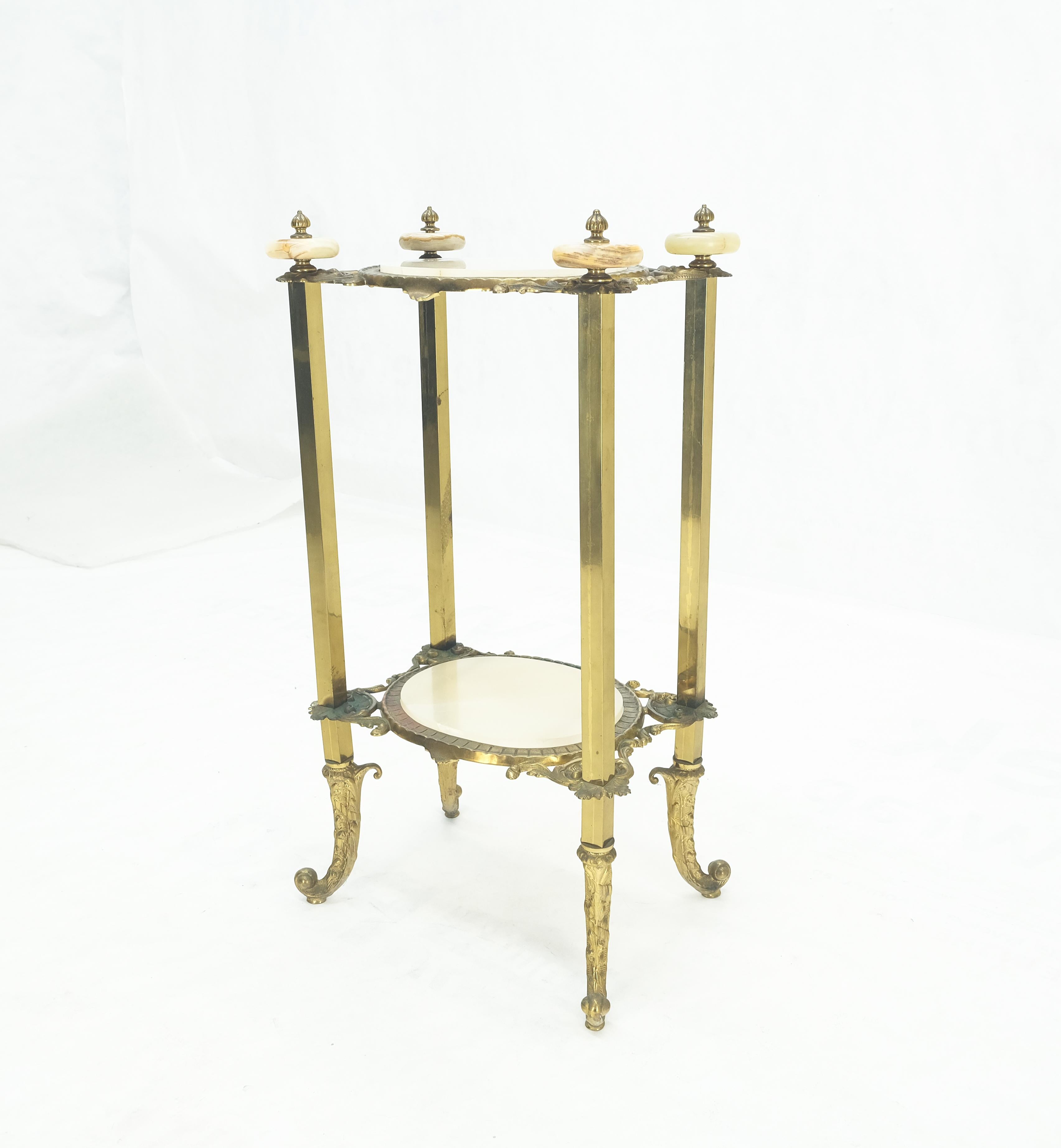20th Century Victorian Style Brass Oval Onyx Marble Turned Finials Lamp Side Table Stand MINT For Sale
