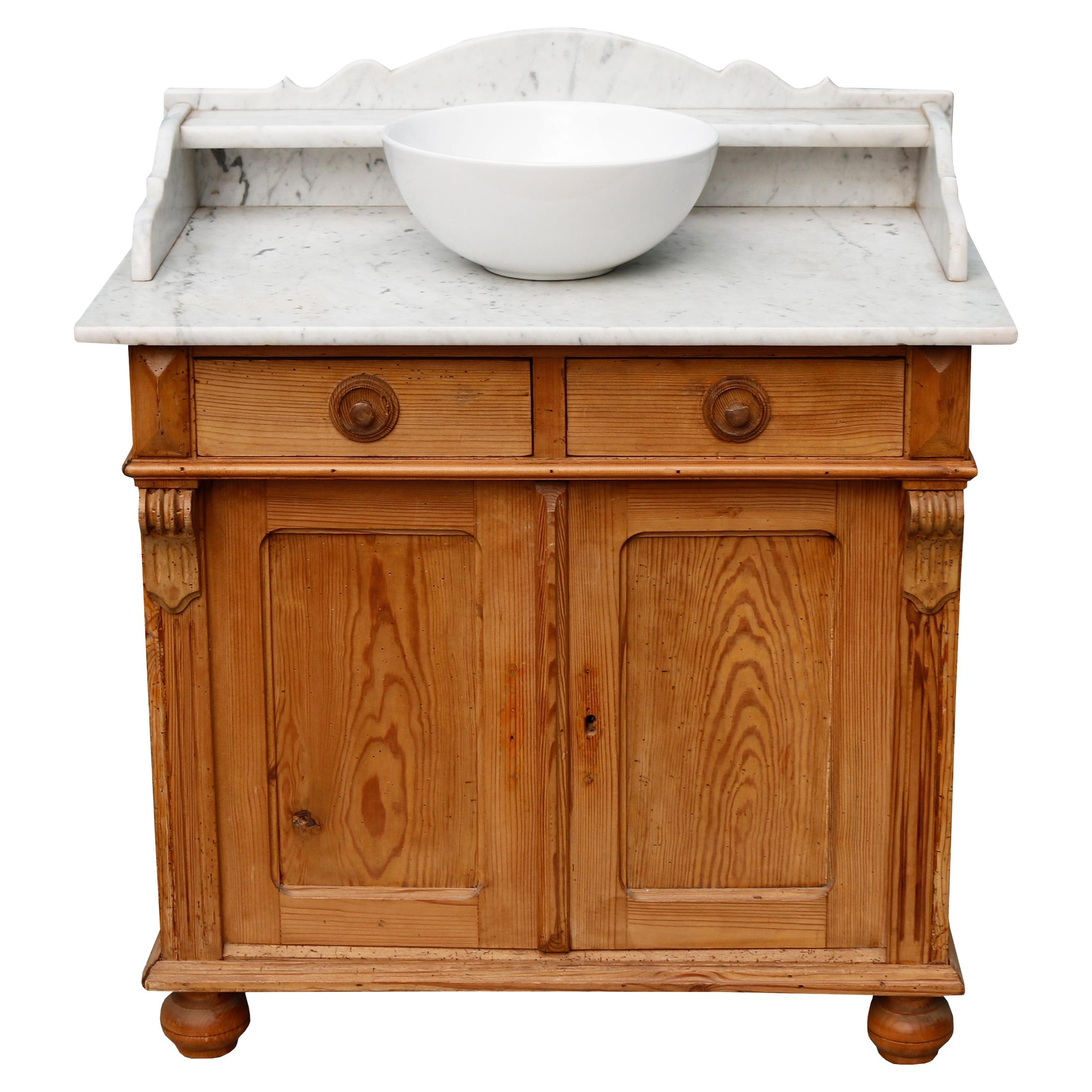 Victorian Style Carrara Marble Wash Basin For Sale