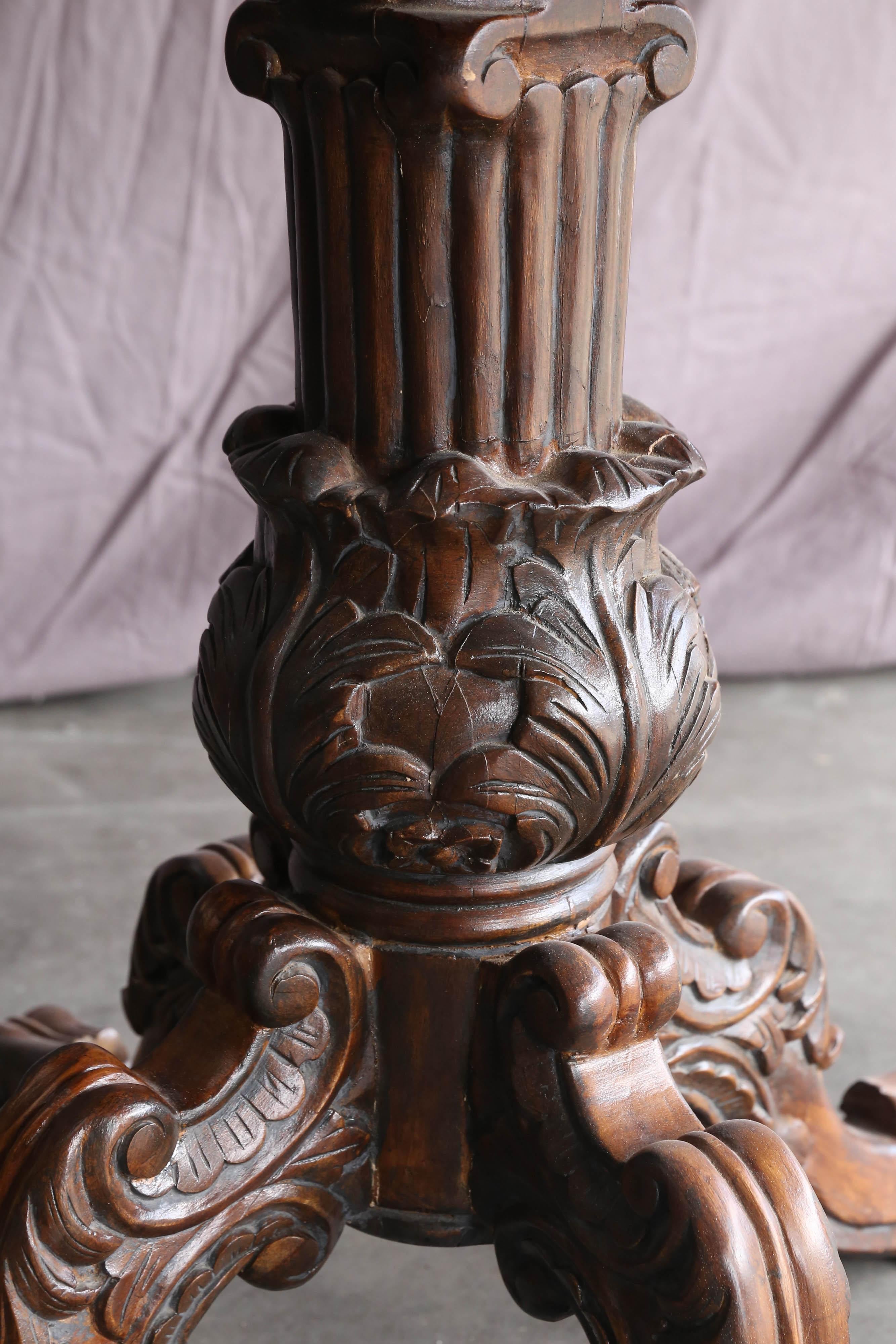 Victorian Style Custom Made Ornate Carved Wedding Presentation Chess Table In Excellent Condition In Houston, TX