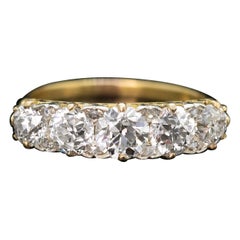 Anello a mezzo cerchio con diamante in stile vittoriano, circa 2020