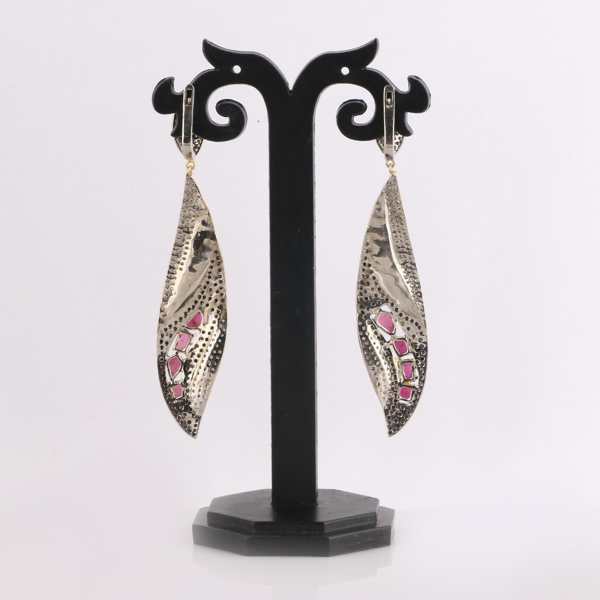 Victorien Pendants d'oreilles de style victorien en argent avec diamants, tourmaline rose et turquoise en vente