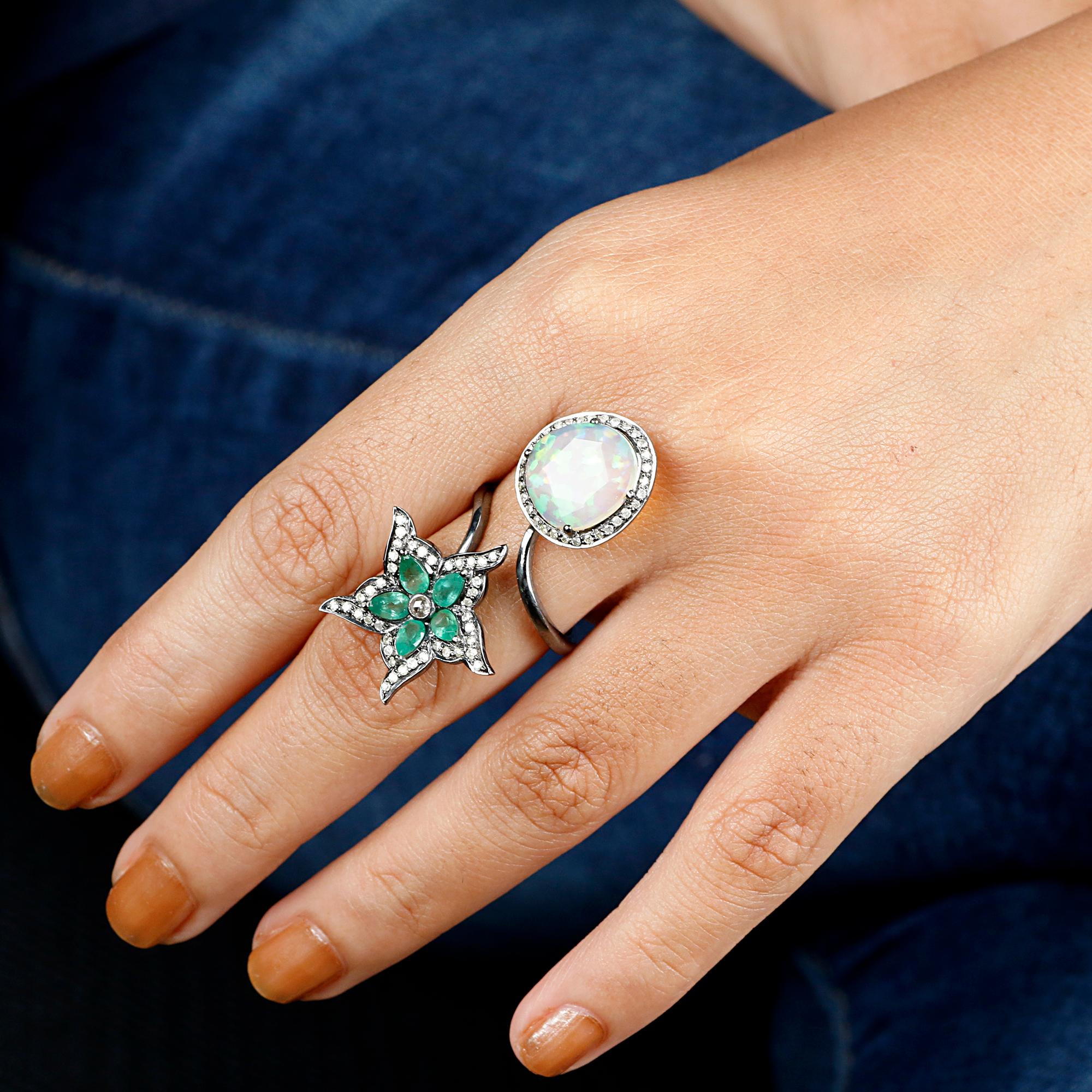 Victorian Style Diamond Silver Emerald & Ethiopian Opal Star Cocktail Ring In New Condition For Sale In Jaipur, RJ