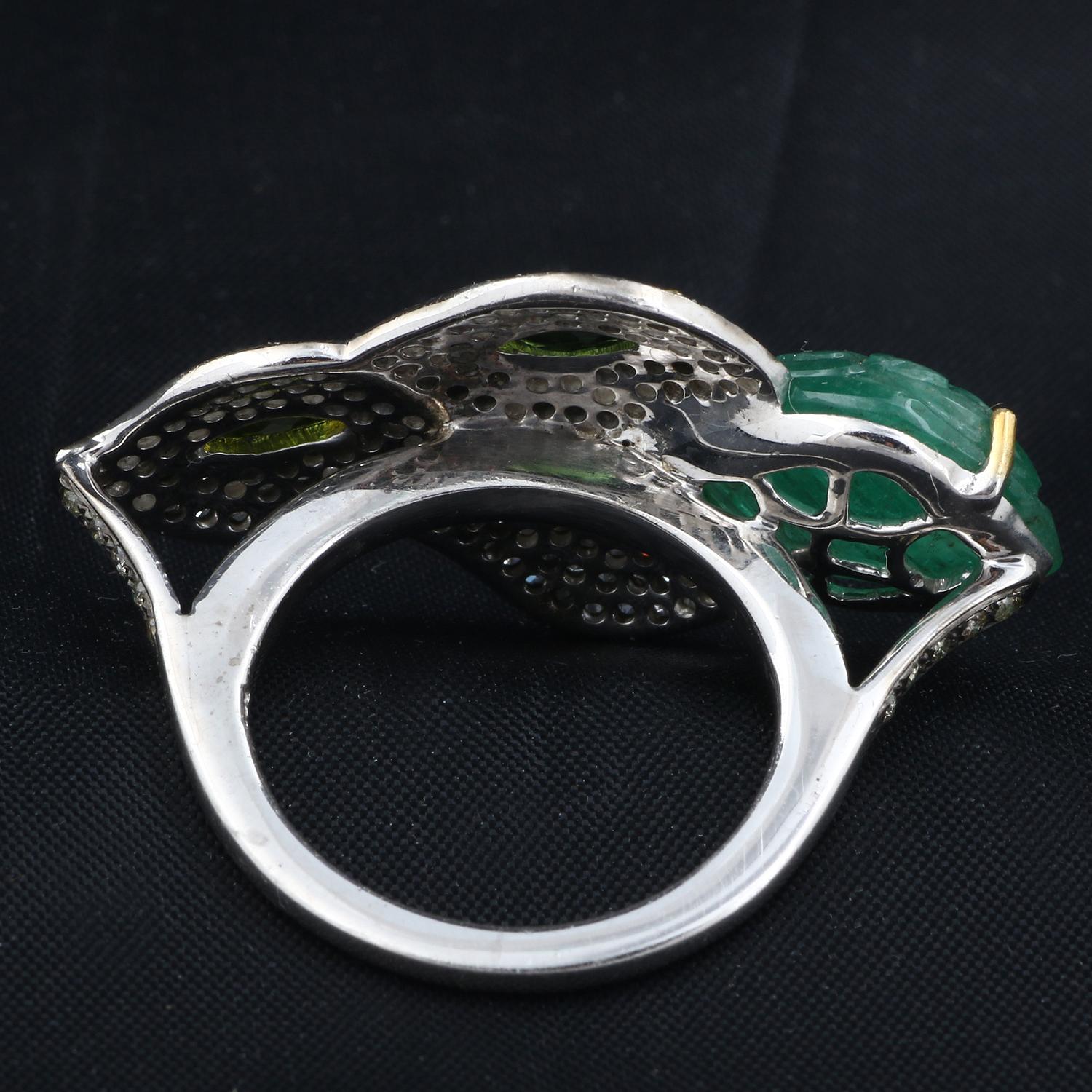 Round Cut Victorian Style Diamond Silver Green Peridot & Emerald Wedding Cocktail Ring For Sale