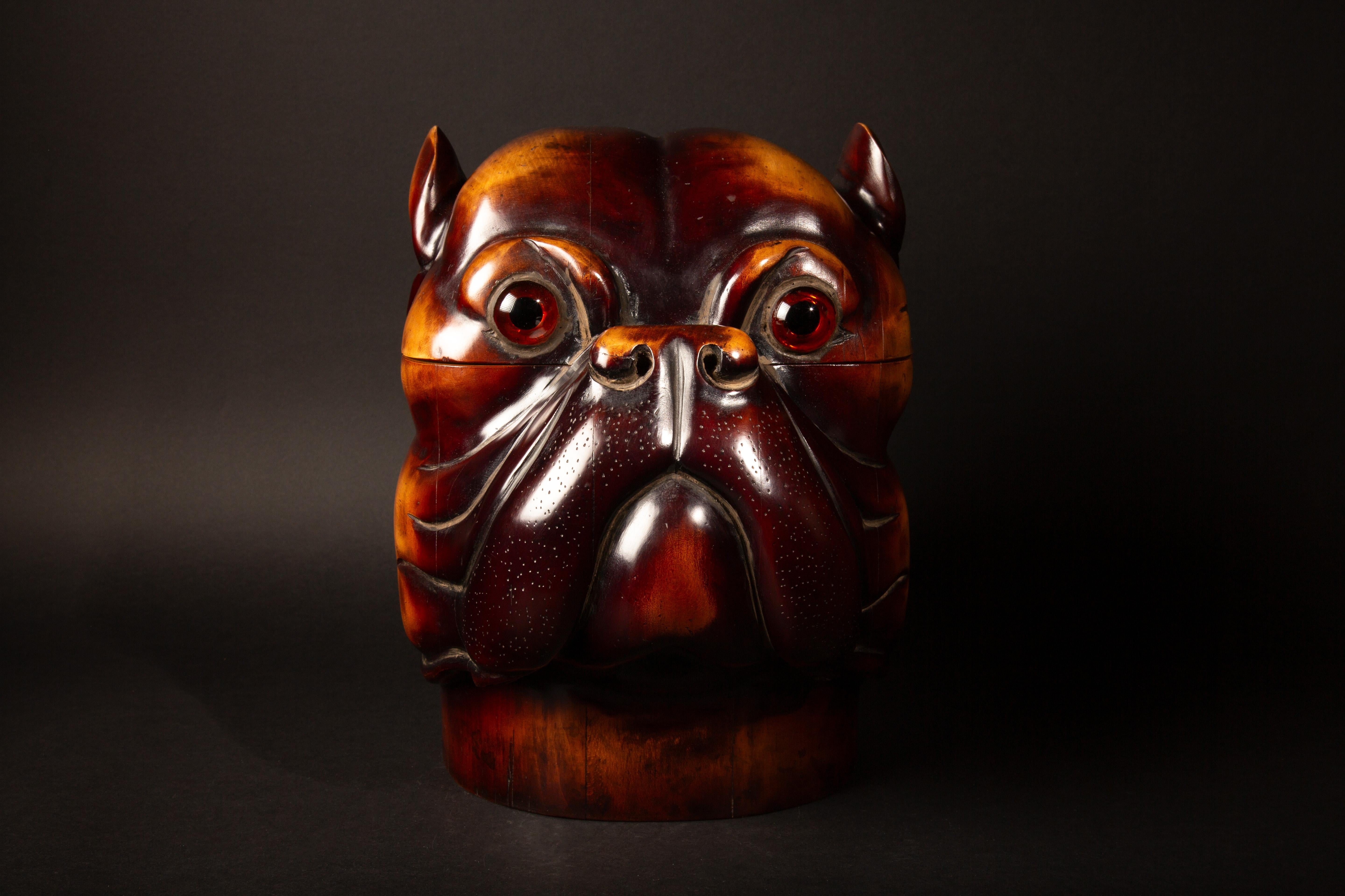 Victorian-Style Dog Head Boxes: Exquisite Craftsmanship and Functional Elegance  For Sale 3