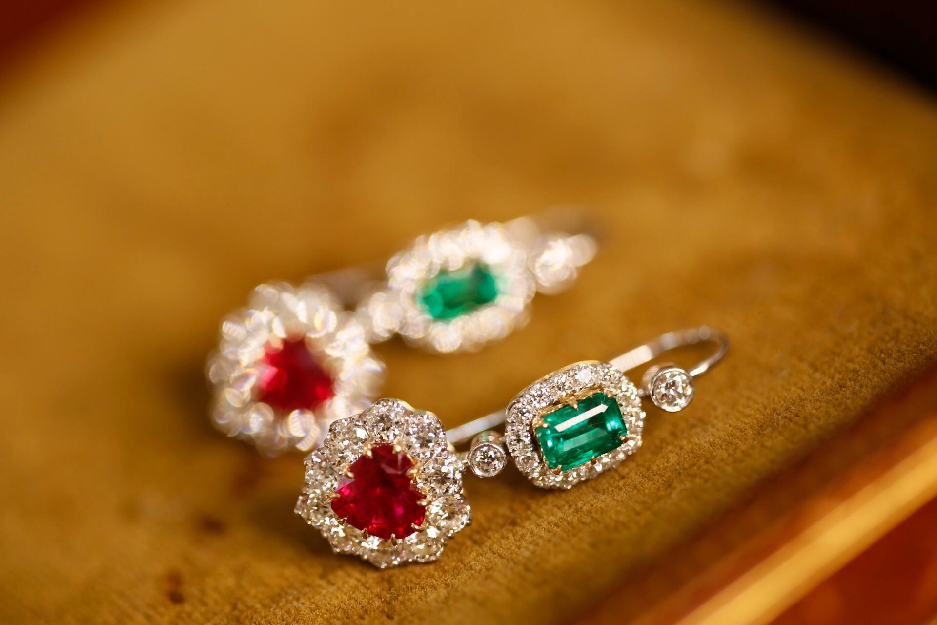 Women's Victorian Style Emerald, Ruby and Diamond Drop 18 Karat White Gold Drop Earrings