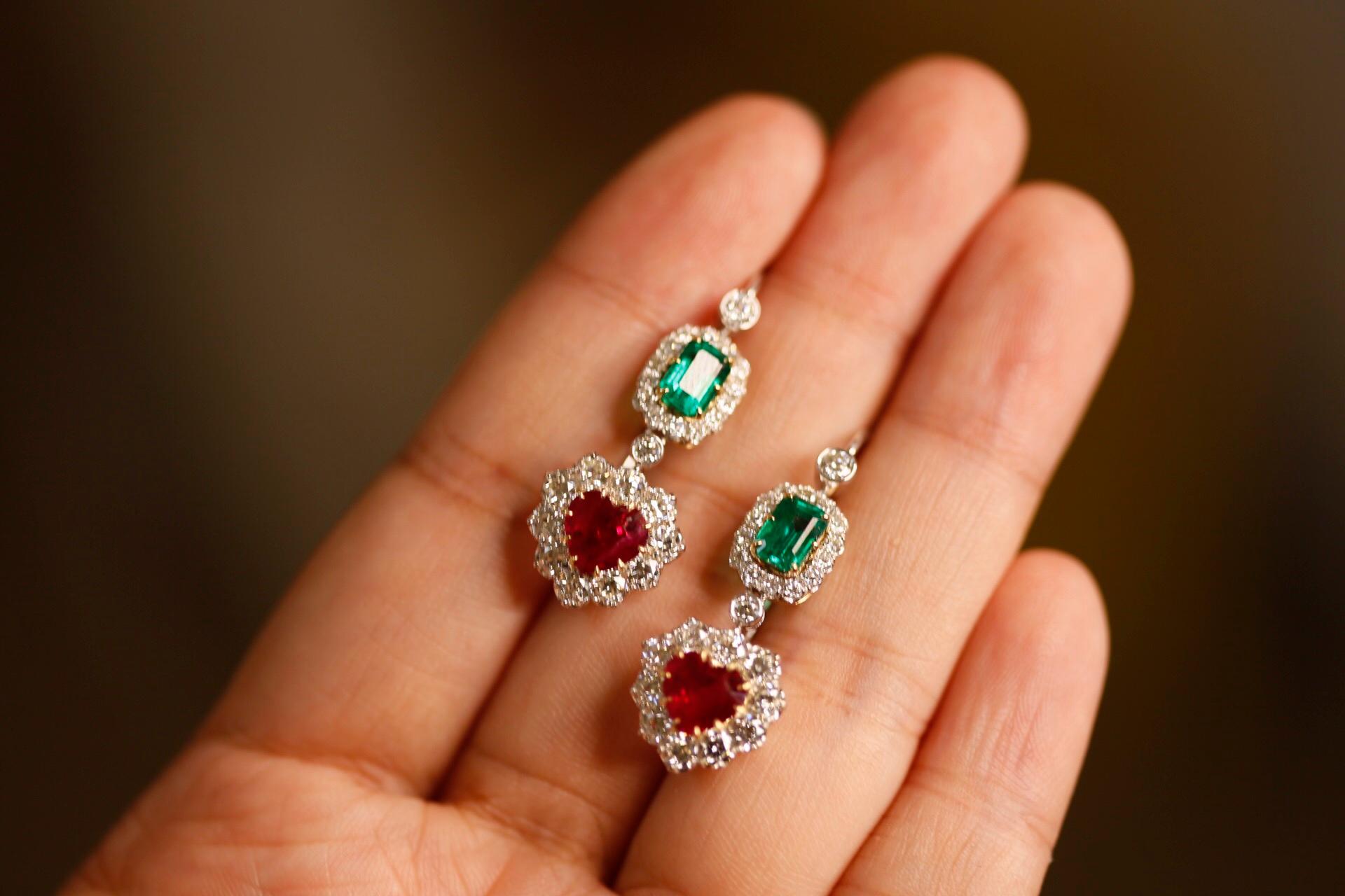 Victorian Style Emerald, Ruby and Diamond Drop 18 Karat White Gold Drop Earrings 3