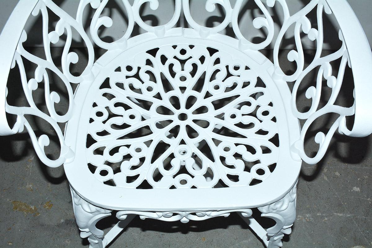 Aluminum Victorian Style Five-Piece Garden Dining Table and 4 Chairs For Sale