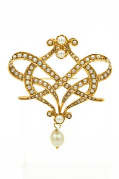 Victorian Style Garland Ribbon Pearl Yellow Gold Brooch Pin Pendant and Earrings