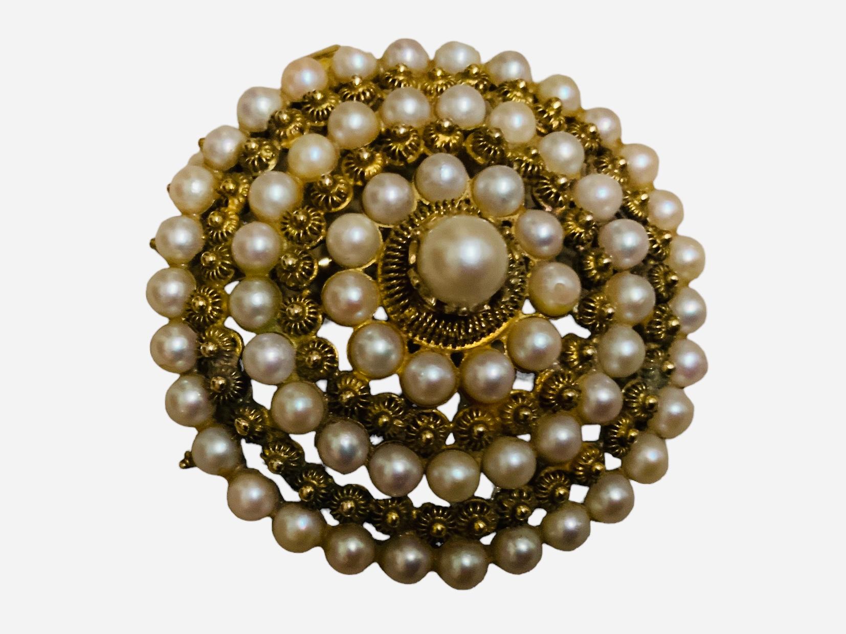 Victorian Style Gold and Pearls Brooch For Sale 1
