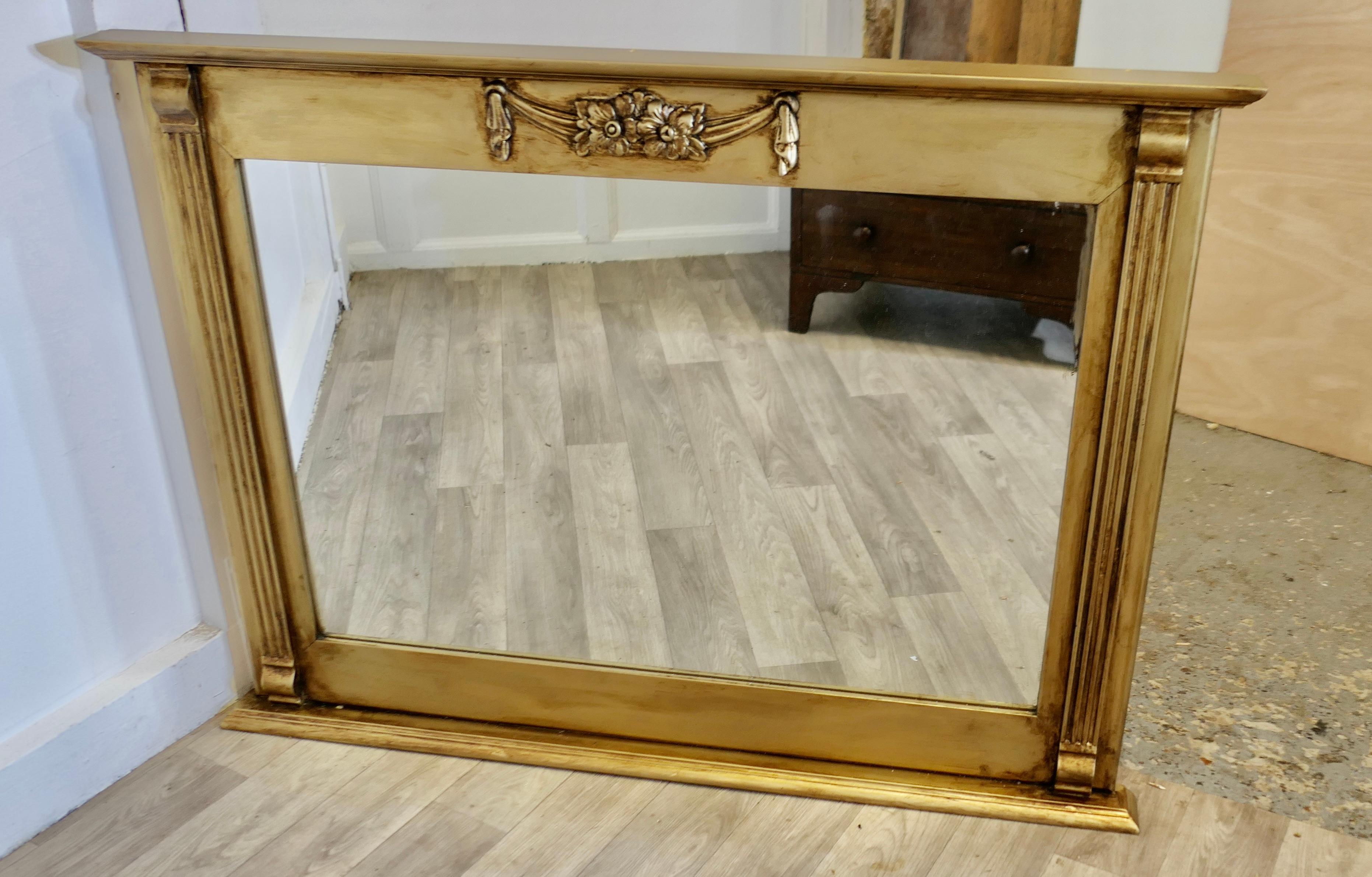 Viktorianischer Stil Gold Overmantel Spiegel  Ein hübscher Spiegel in Gold für den Mantel (Adamstil) im Angebot