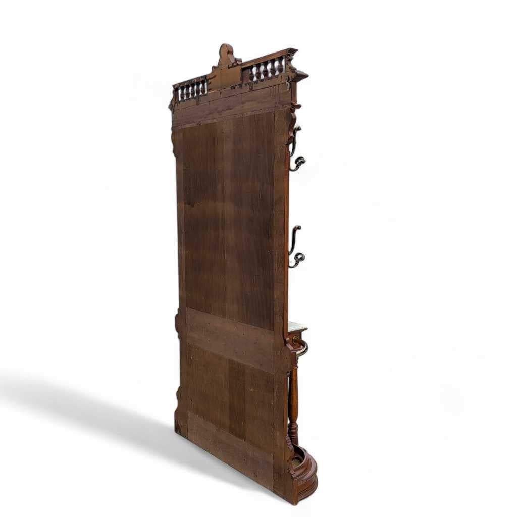 Tree d'entrée de style victorien, bois massif, faux marbre, laiton, États-Unis, vers 1990 en vente 3