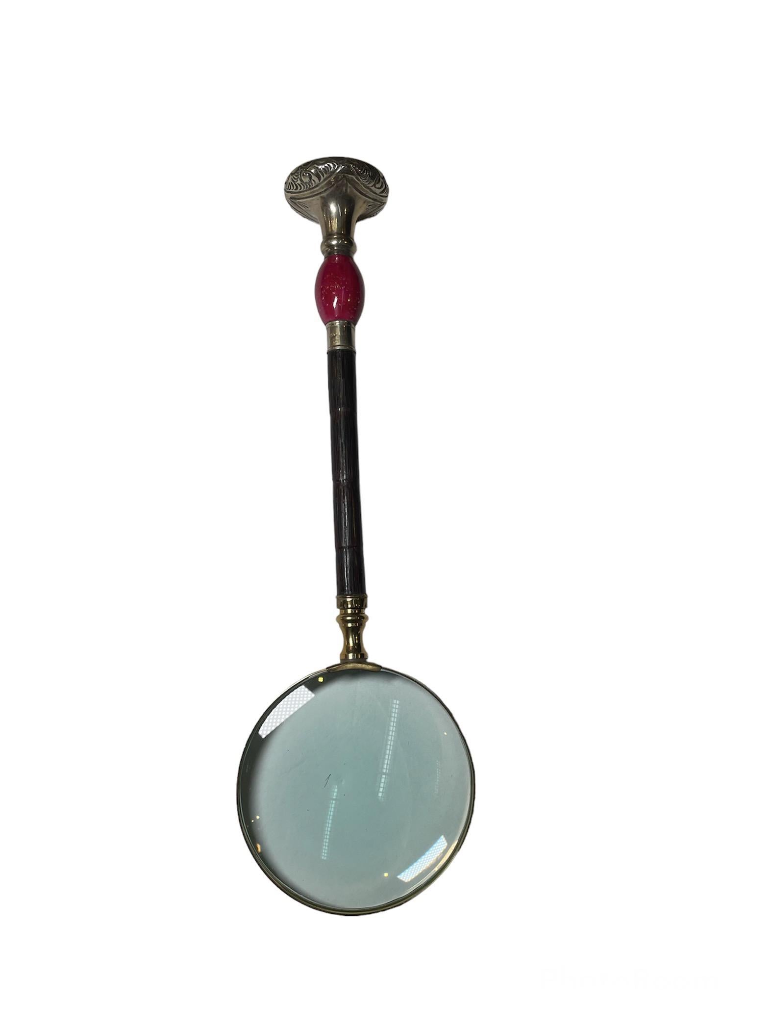 Victorian Style Magnifying Glass In Good Condition For Sale In Guaynabo, PR