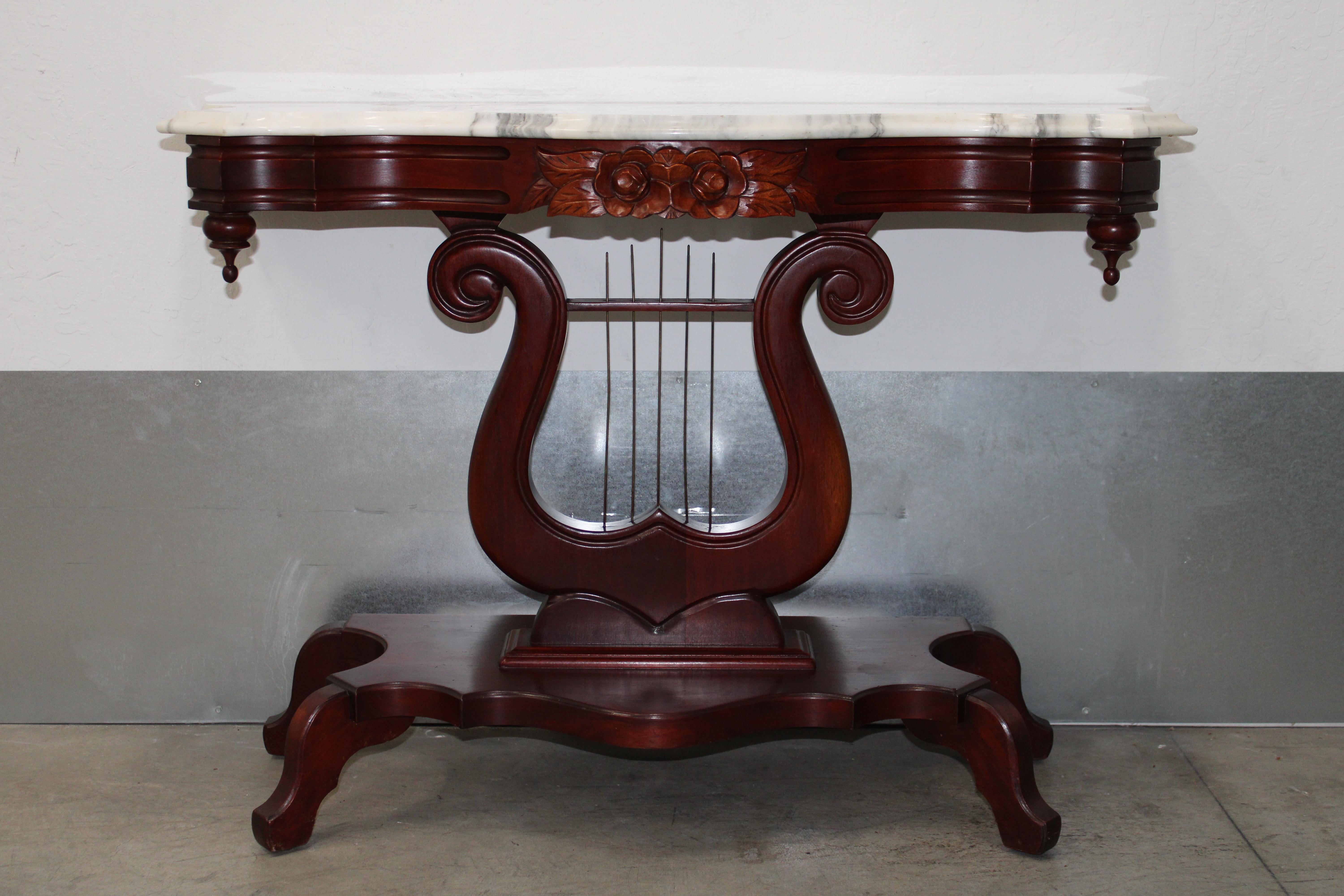 Victorian Style Marble Top Mahogany Table w/ Harp Design In Good Condition In San Francisco, CA
