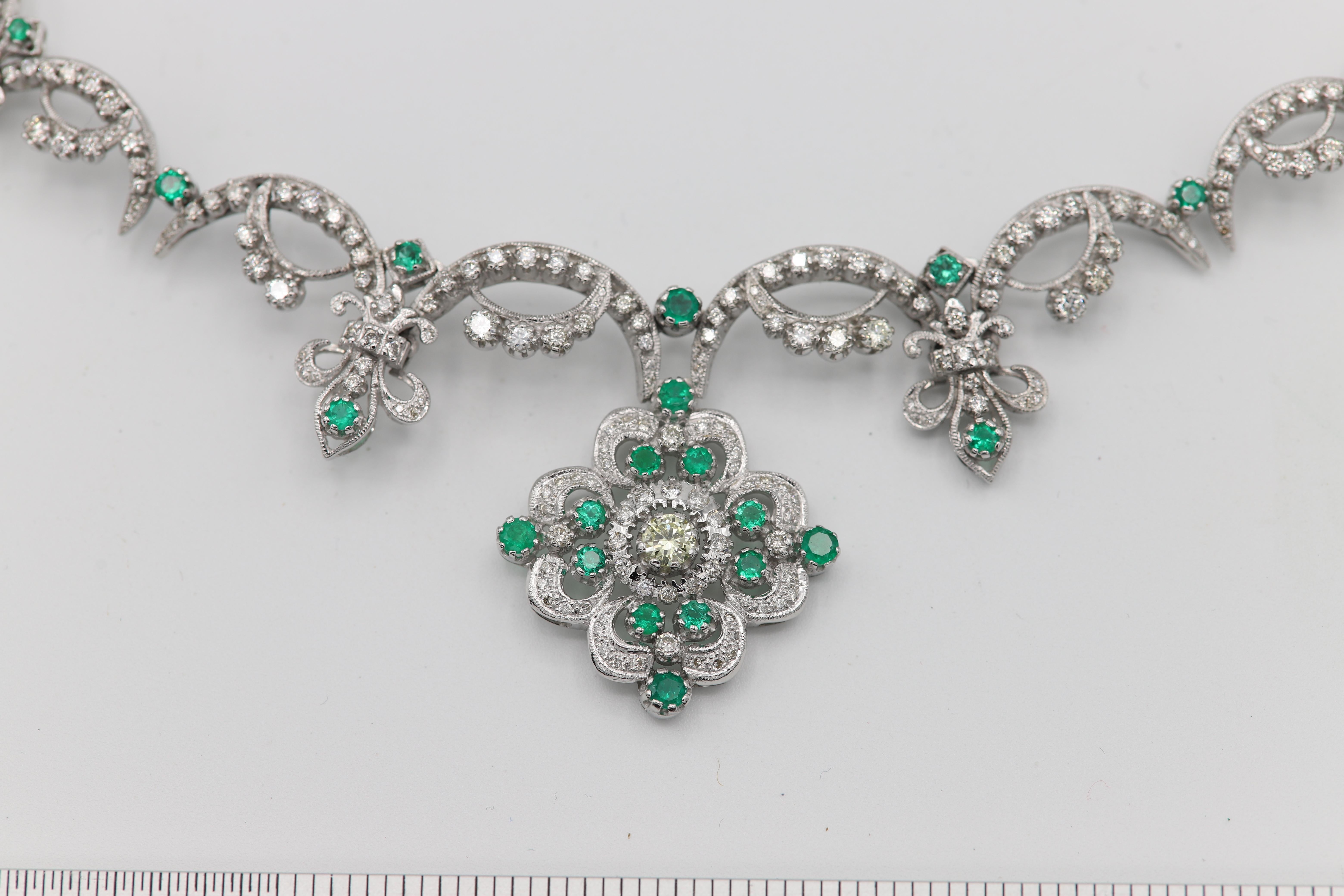 Victorian Style Necklace 18 Karat White Gold Diamonds and Emerald For Sale 1