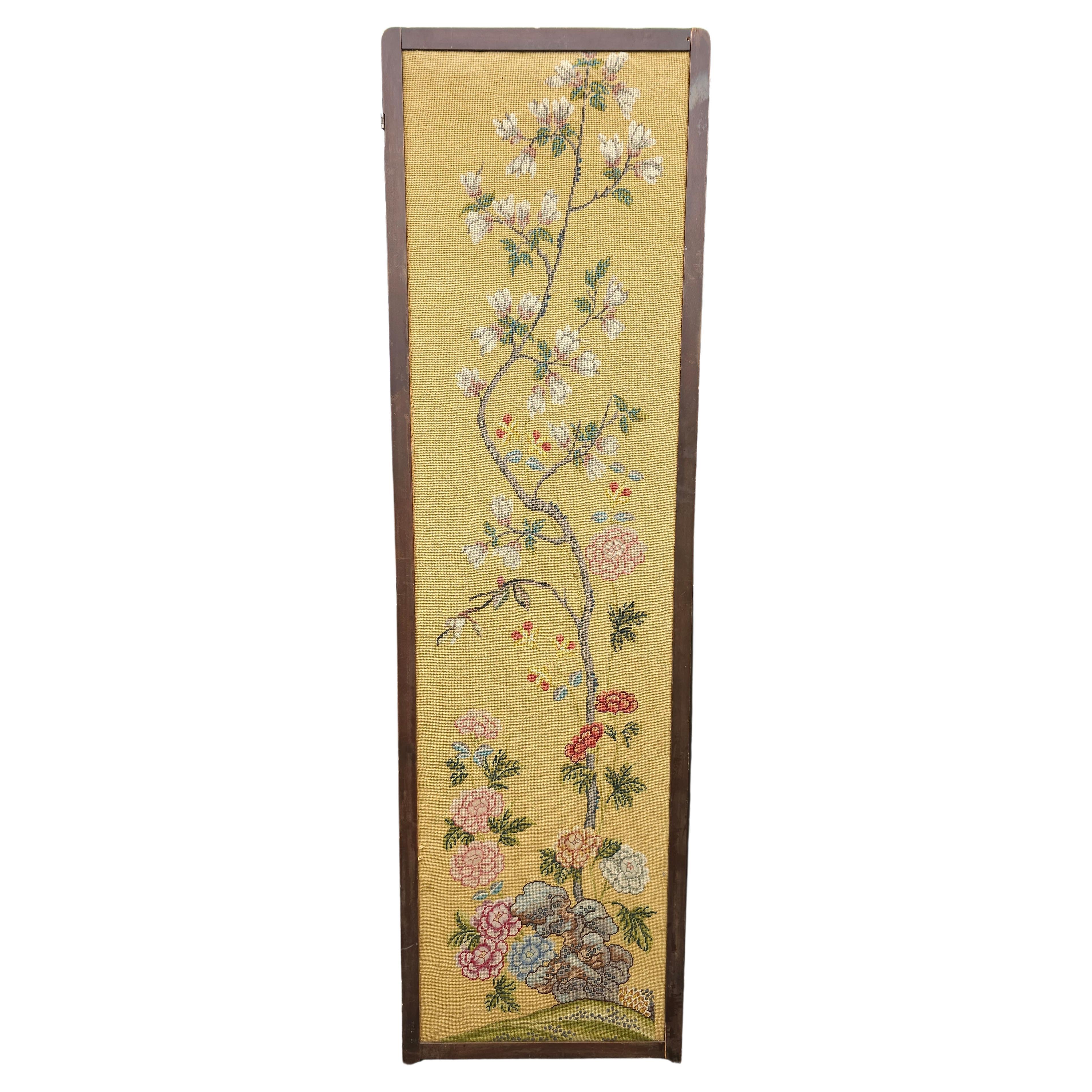Victorian Style Needlepoint Blume & Baum Wandteppich gepolstert vier Panel Bildschirm (Unbekannt) im Angebot