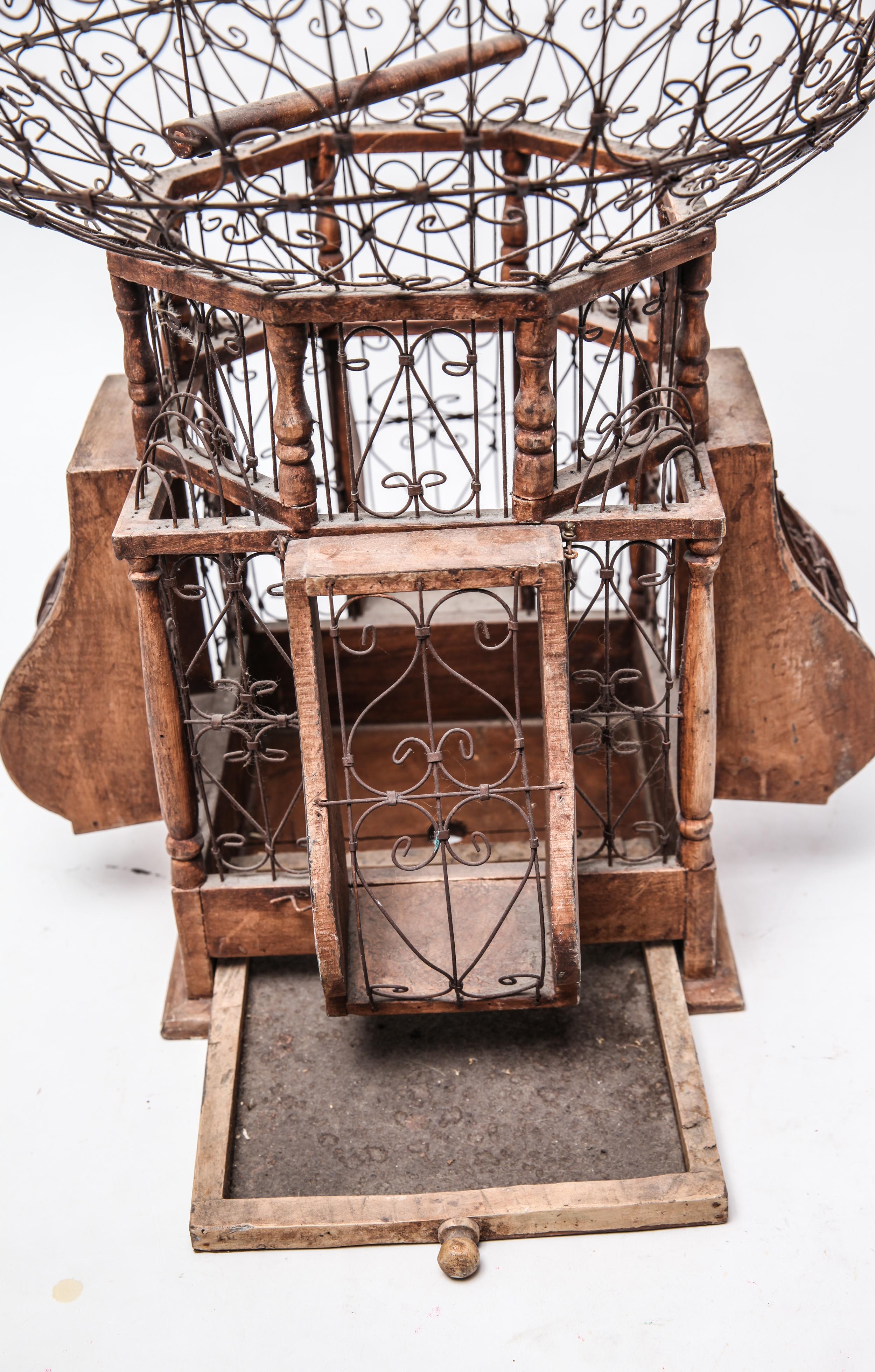 Victorian Style Ornamental Bird Cage 4