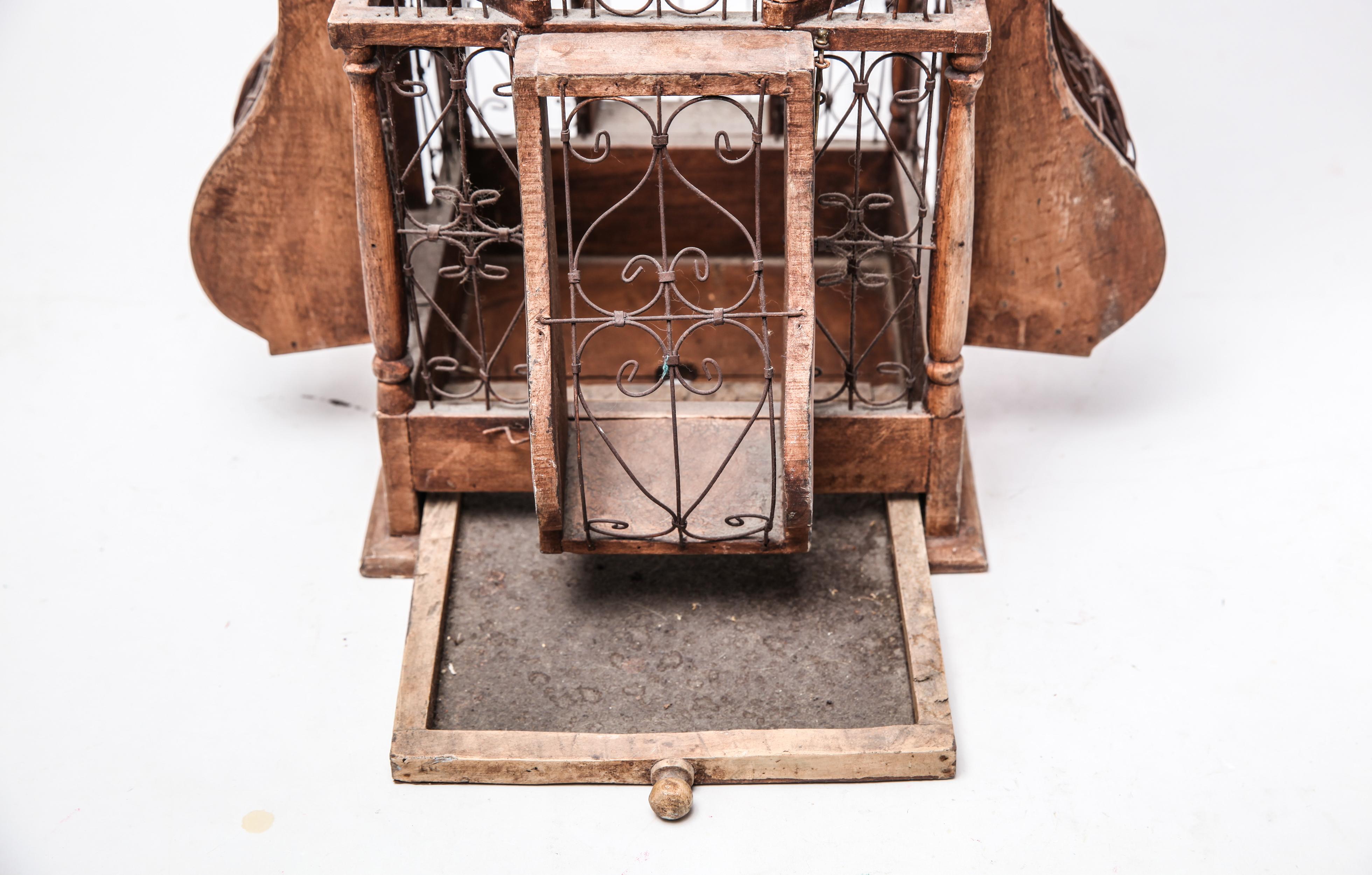 Victorian Style Ornamental Bird Cage 5