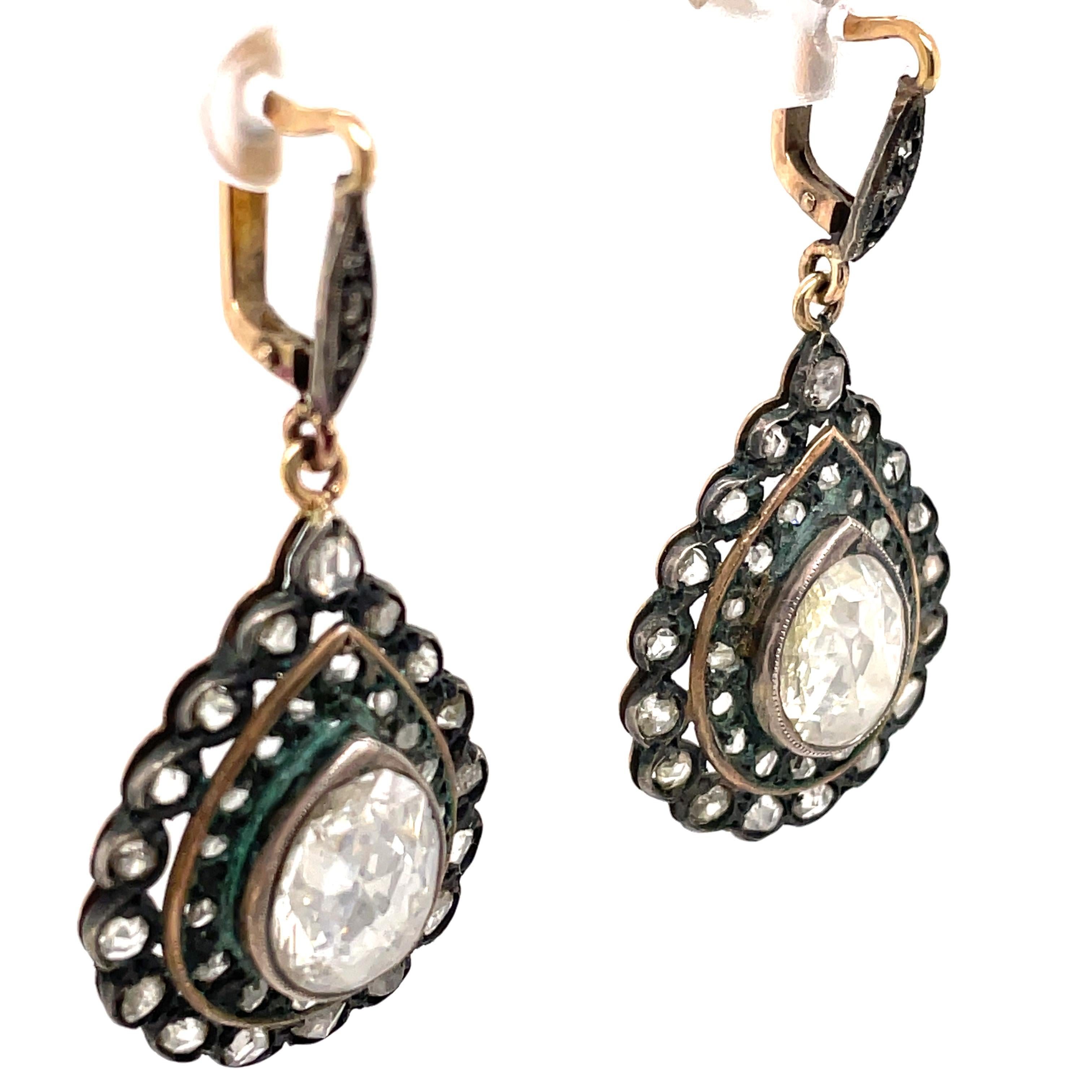 Ovale Diamant-Tropfen-Ohrringe im viktorianischen Stil im Rosenschliff (Viktorianisch) im Angebot