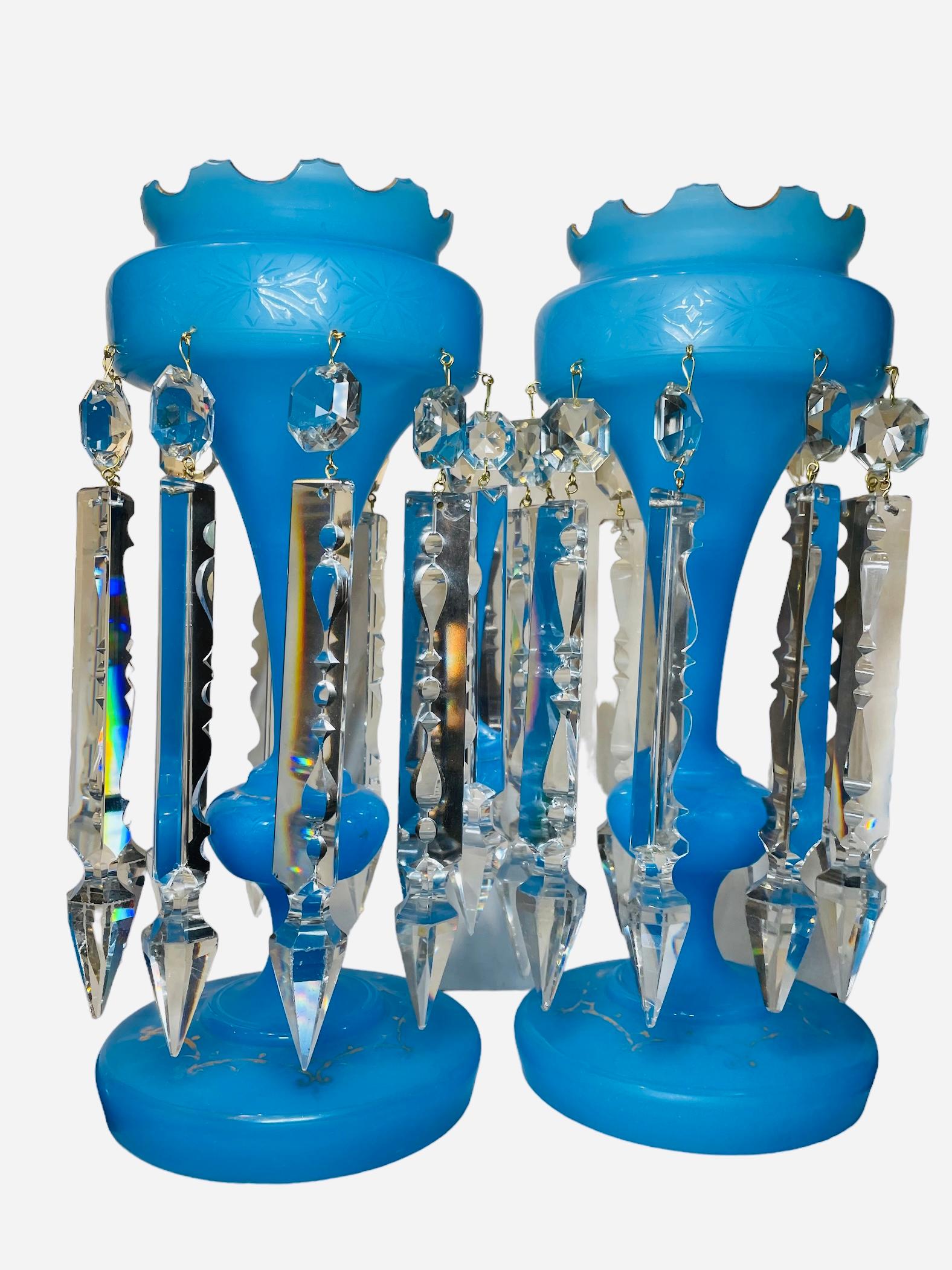 Pareja De Lustres De Vidrio Azul Para Chimenea De Estilo Victoriano en venta 3