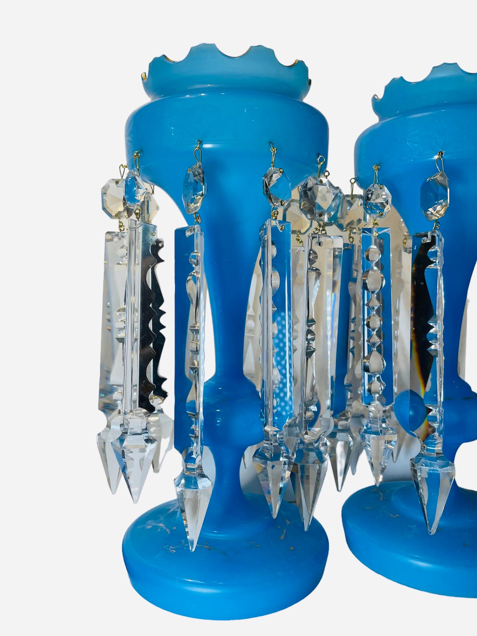 Pareja De Lustres De Vidrio Azul Para Chimenea De Estilo Victoriano en venta 4