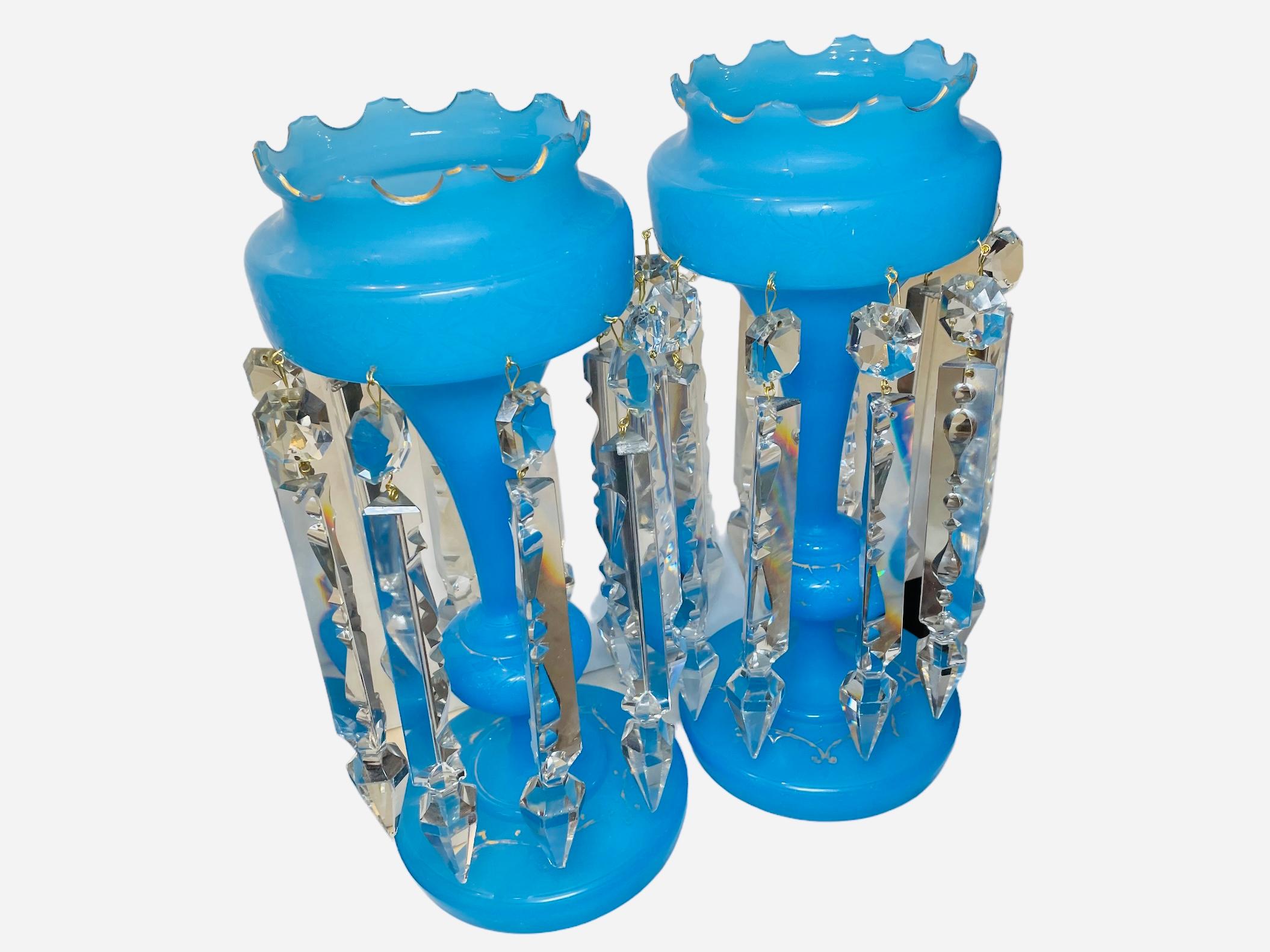 Pareja De Lustres De Vidrio Azul Para Chimenea De Estilo Victoriano en venta 10