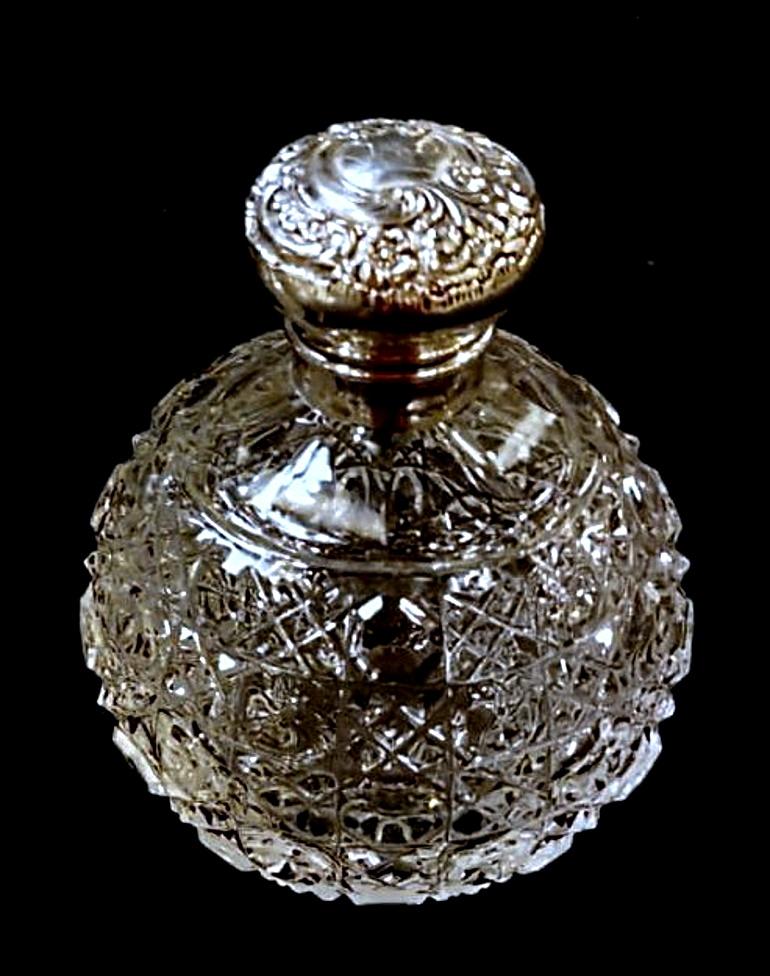 Victorian Style Pair of English Toilet Flasks Crystal Ground and Sterling Silver For Sale 10