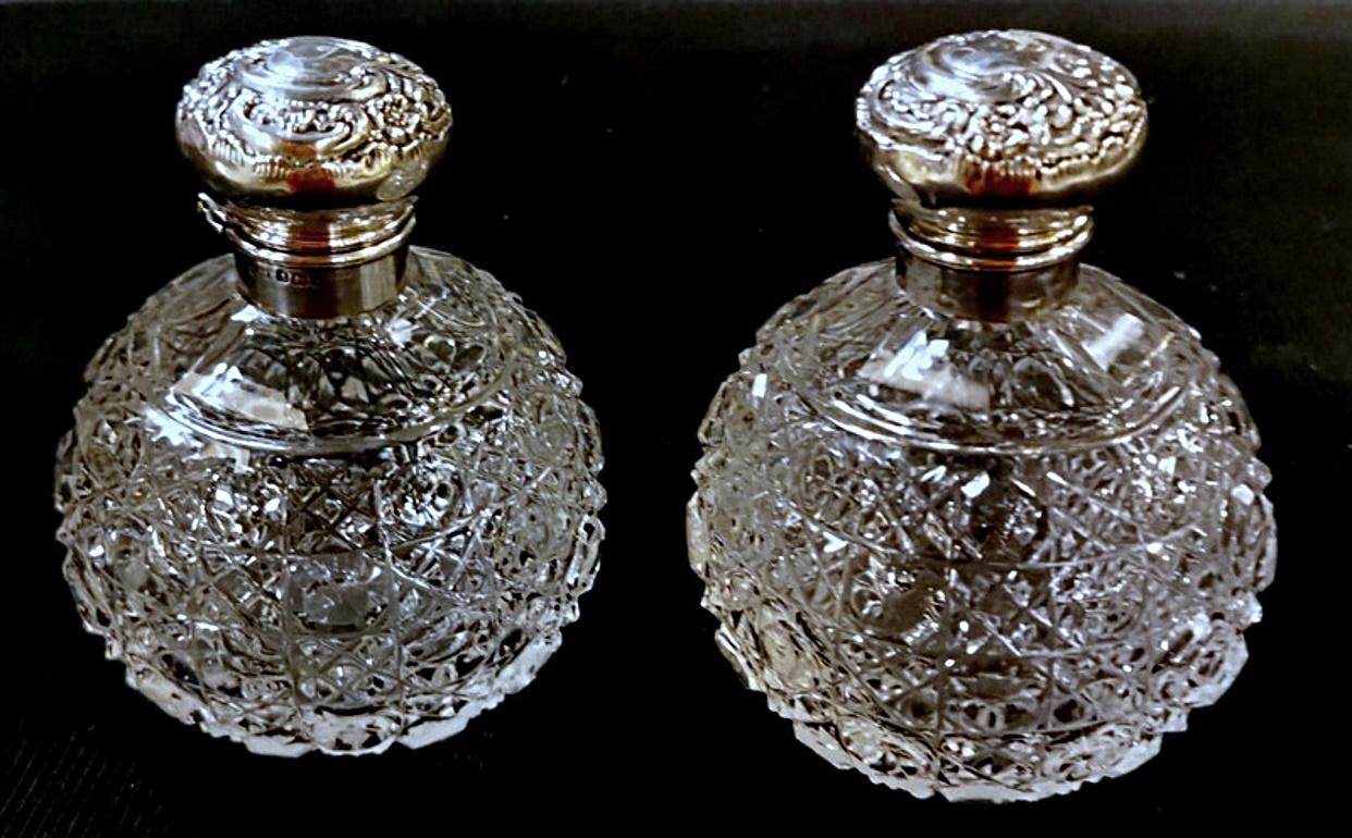 Victorian Style Pair of English Toilet Flasks Crystal Ground and Sterling Silver For Sale 3