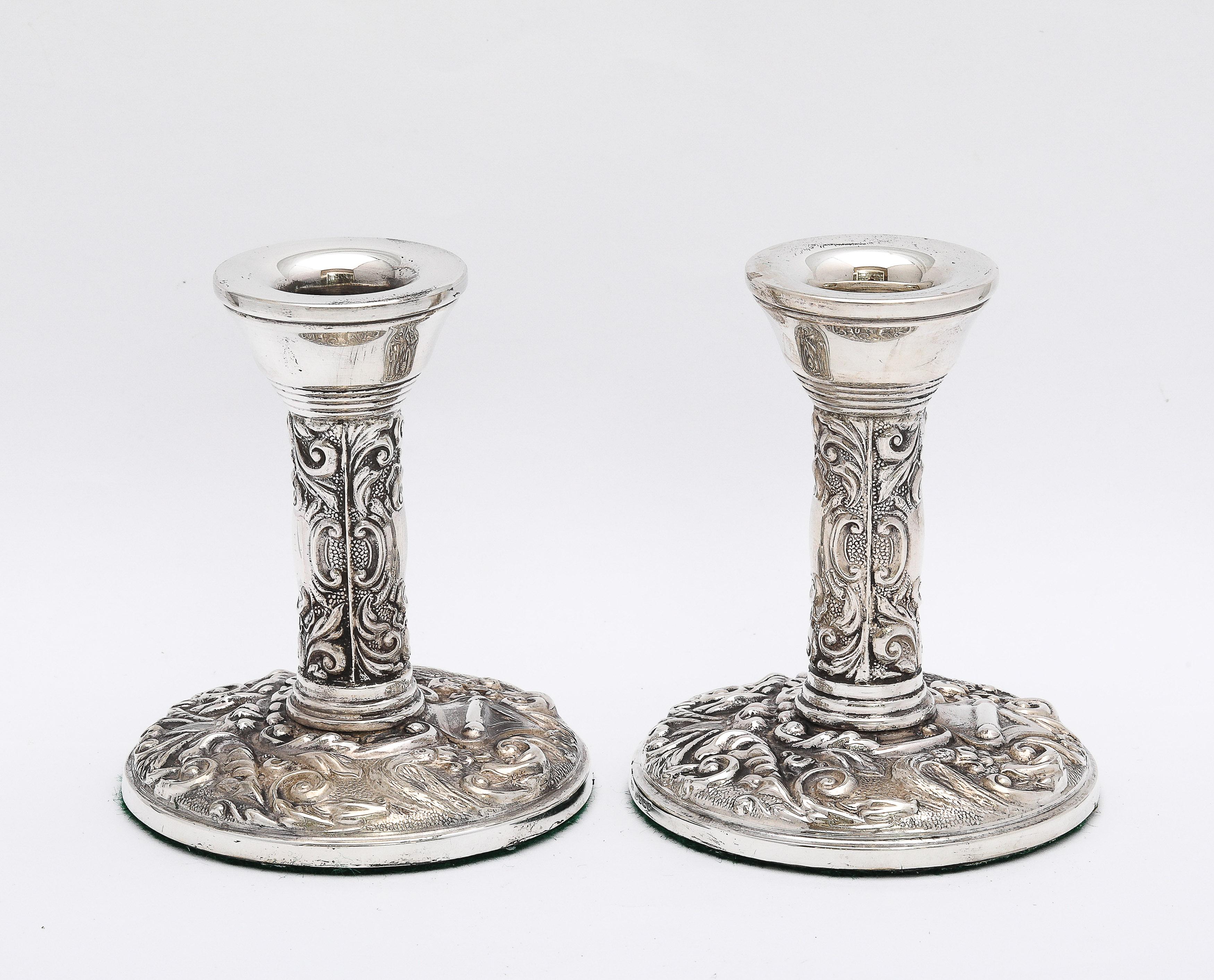 Victorian-Style Pair of Sterling Silver Candlesticks In Good Condition In New York, NY