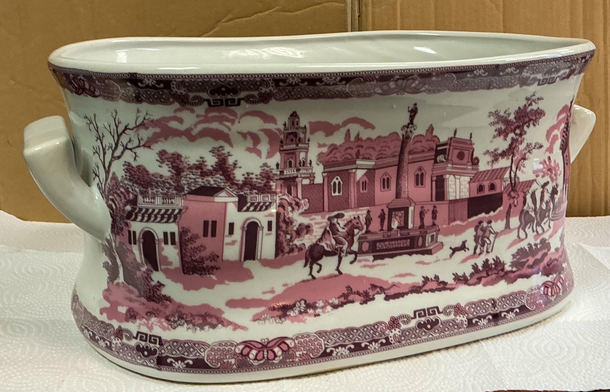 Victorien Bain de pieds / Cache-pot / Jardinière / Seau à glace en poterie rose de style victorien en vente