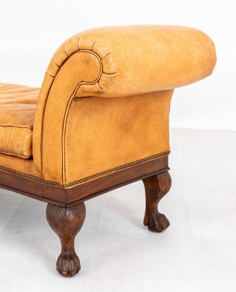 Victorian Style Scroll Arm Upholstered Settle In Good Condition In New York, NY