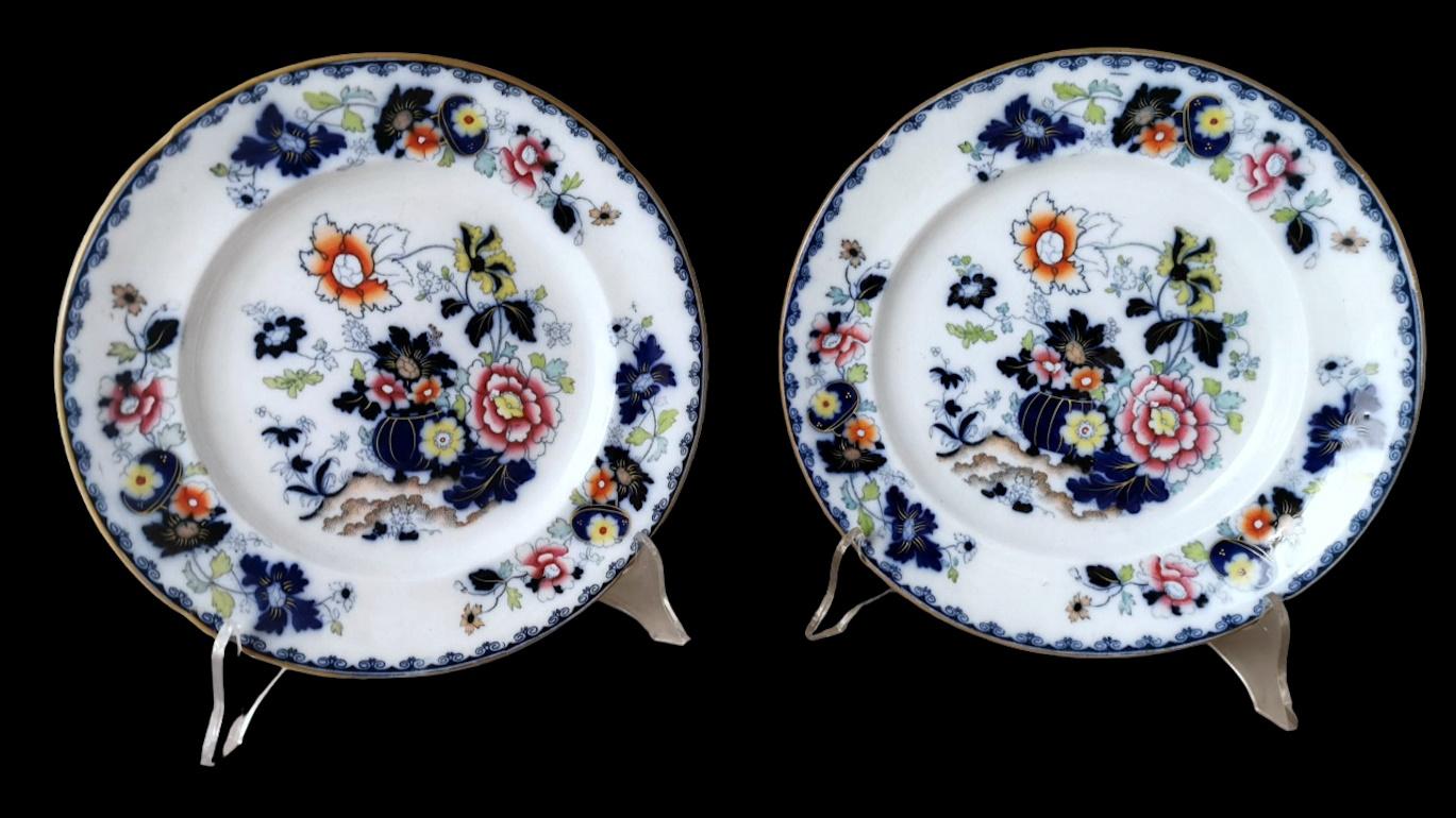 Estilo Victoriano Set 4 Platos Ingleses Transferware Decoraciones Marca Armas Reales en Bueno estado para la venta en Prato, Tuscany