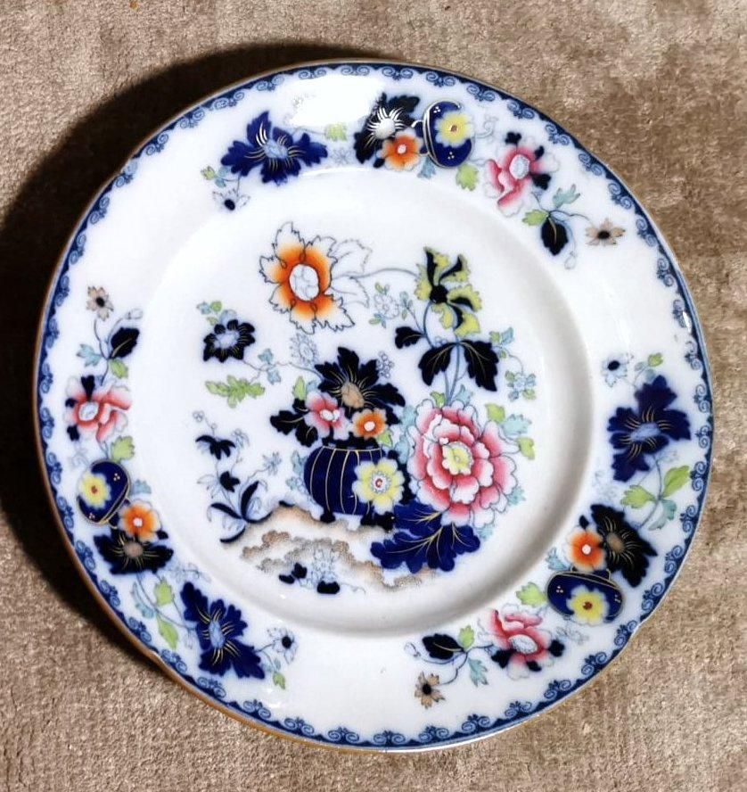 Estilo Victoriano Set 4 Platos Ingleses Transferware Decoraciones Marca Armas Reales Cerámico en venta