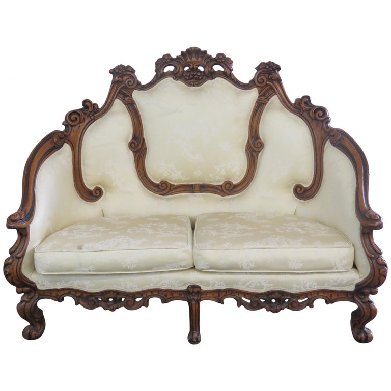 Victorian Style Settee For Sale at 1stDibs