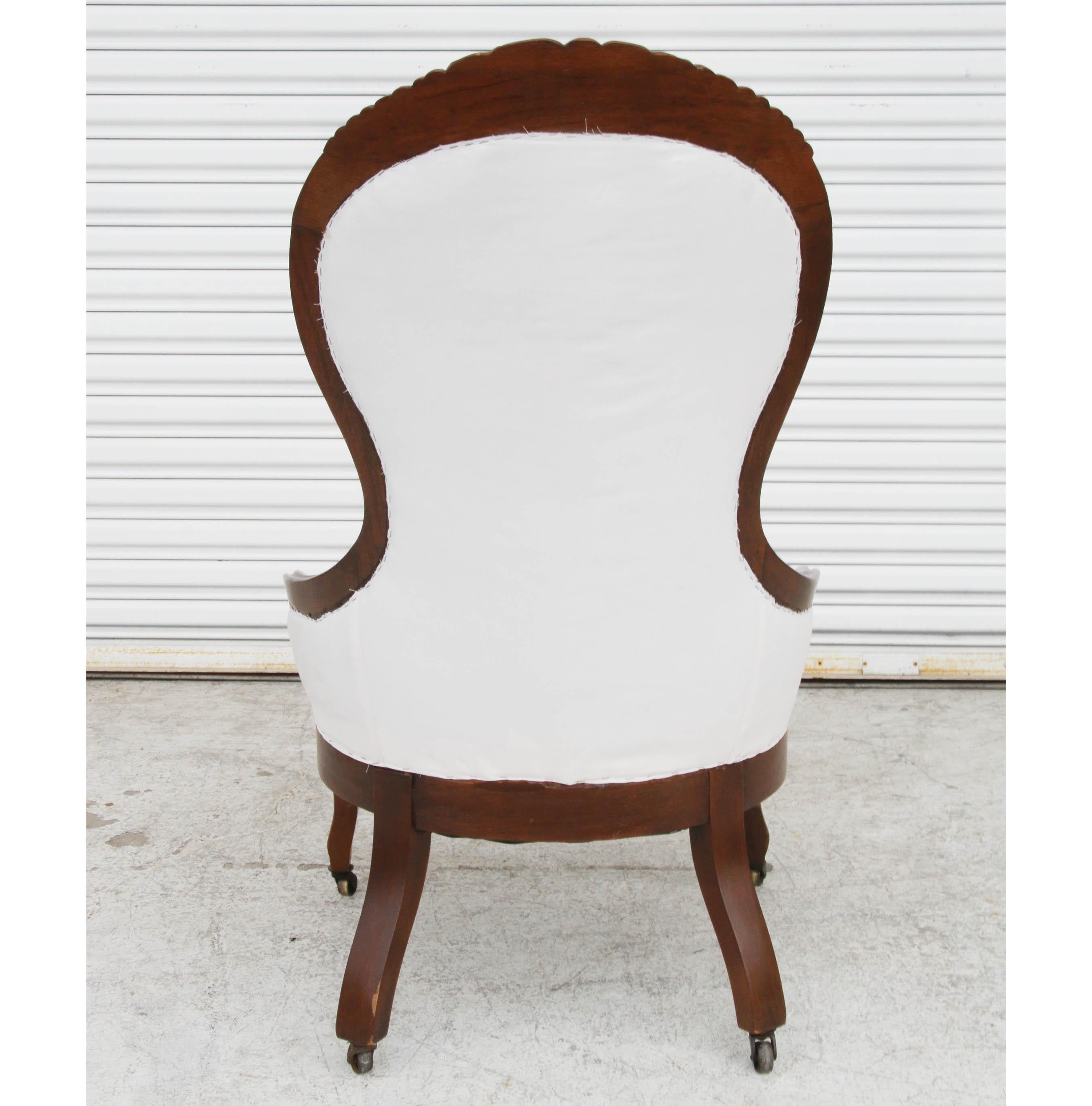 19th Century Victorian Style Spoon Back Parlor Lounge Chair For Sale